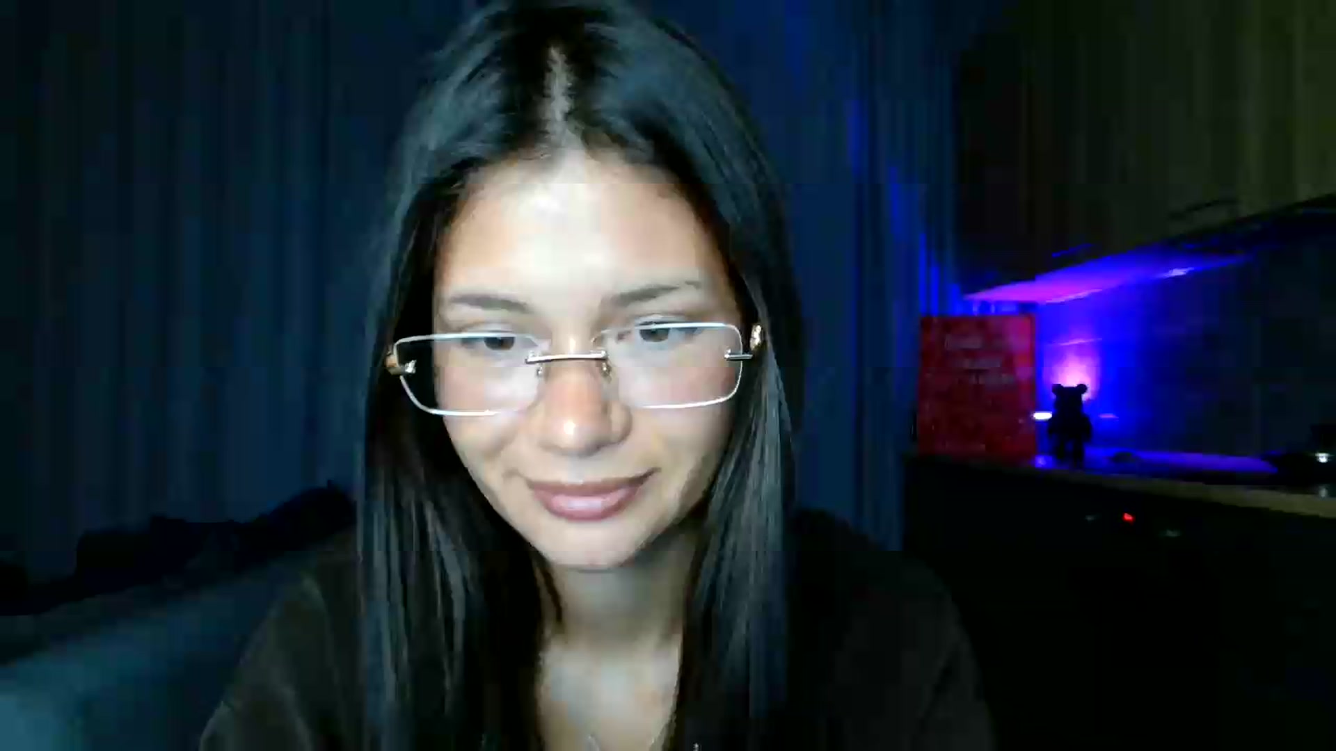 Gallery image thumbnail from FitXoxo's myfreecams stream on, 07/13/2026, 20:33 image 5 of 20