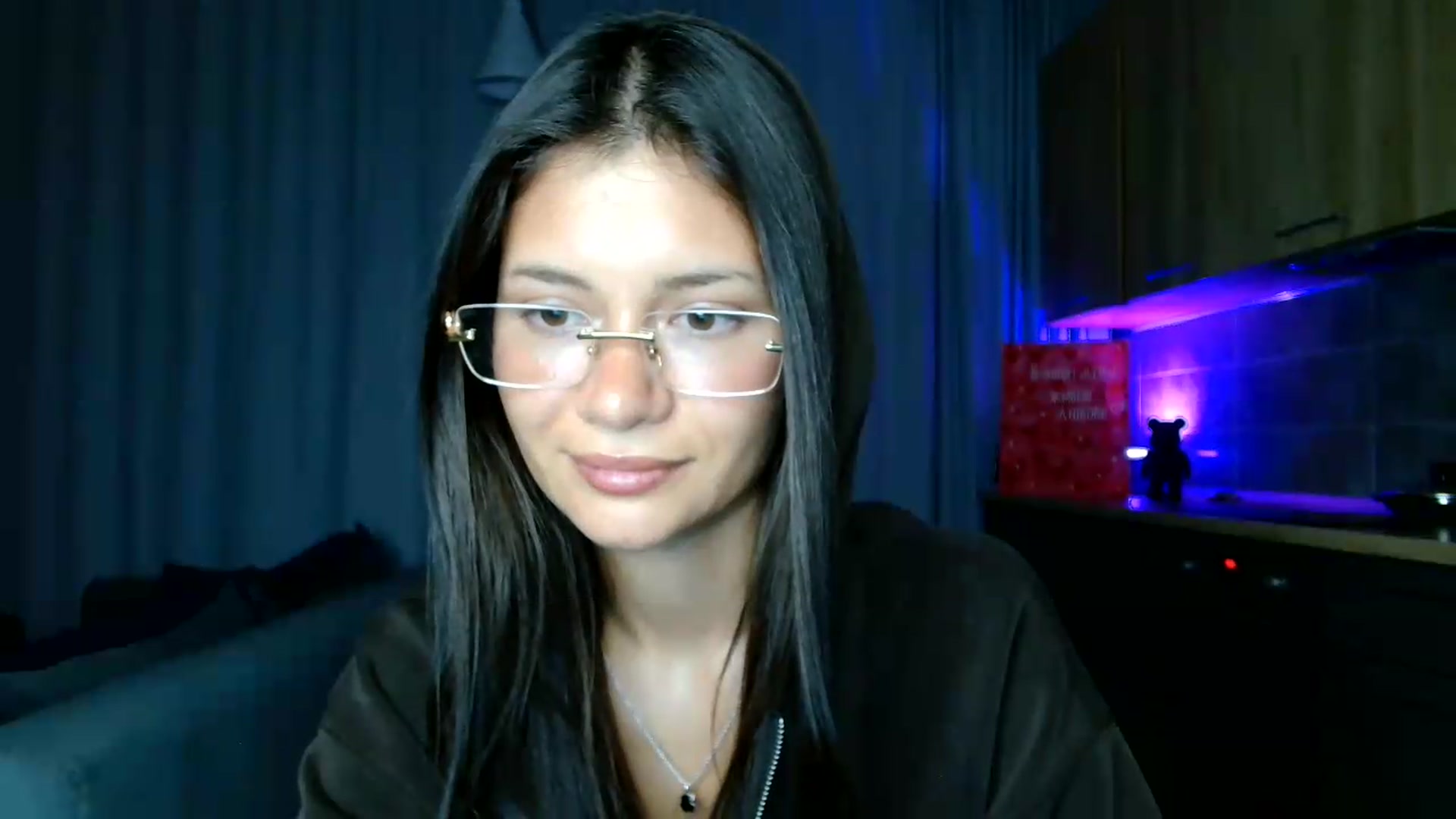 Gallery image thumbnail from FitXoxo's myfreecams stream on, 07/13/2026, 20:33 image 2 of 20