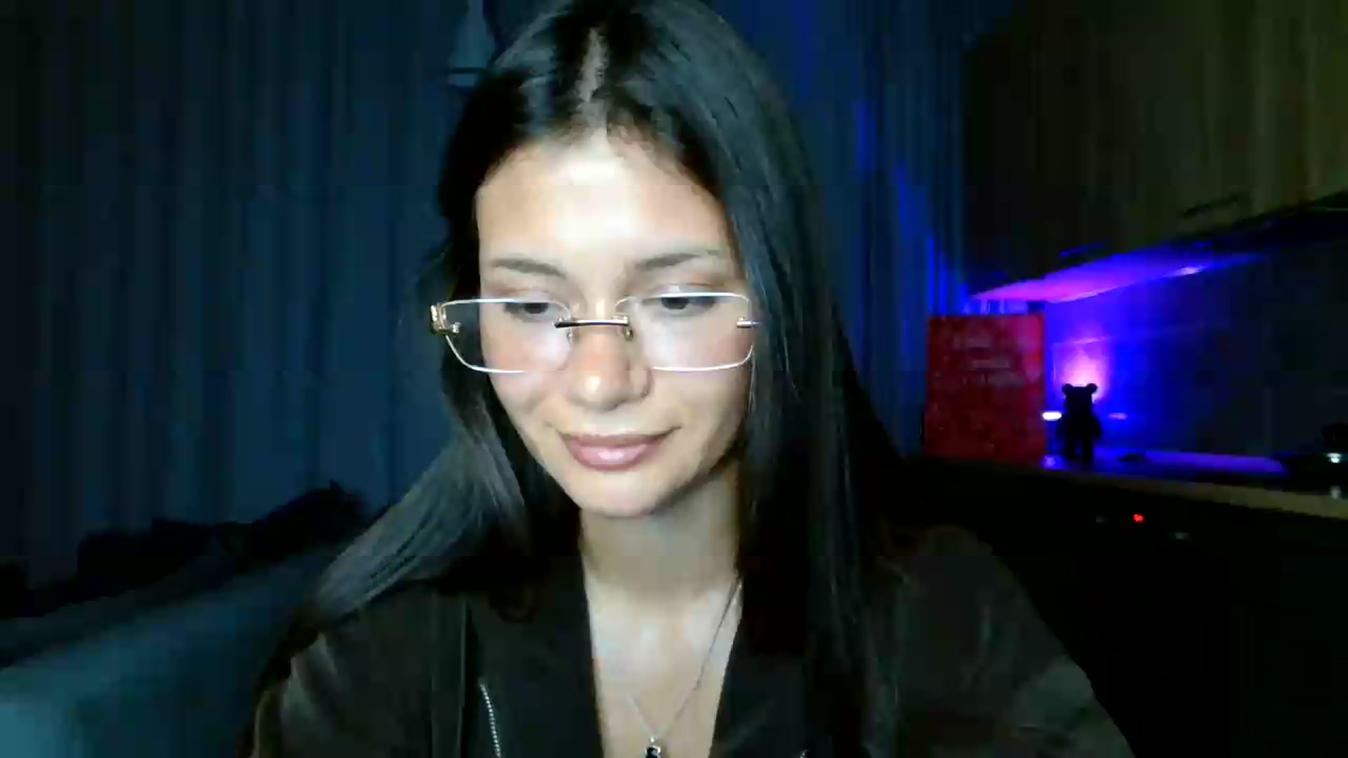 Gallery image thumbnail from FitXoxo's myfreecams stream on, 07/13/2026, 20:33 image 1 of 20