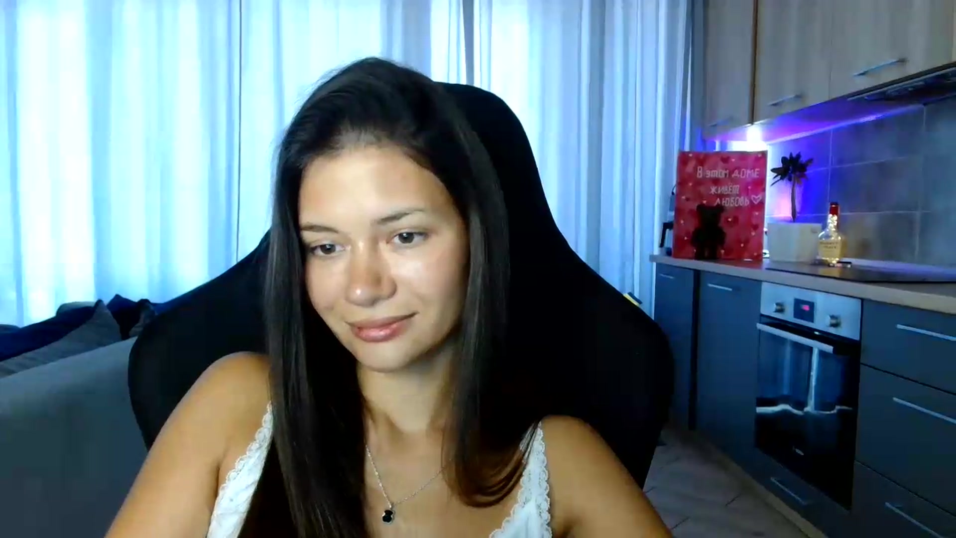Gallery image thumbnail from FitXoxo's myfreecams stream on, 07/15/2026, 16:13 image 5 of 20