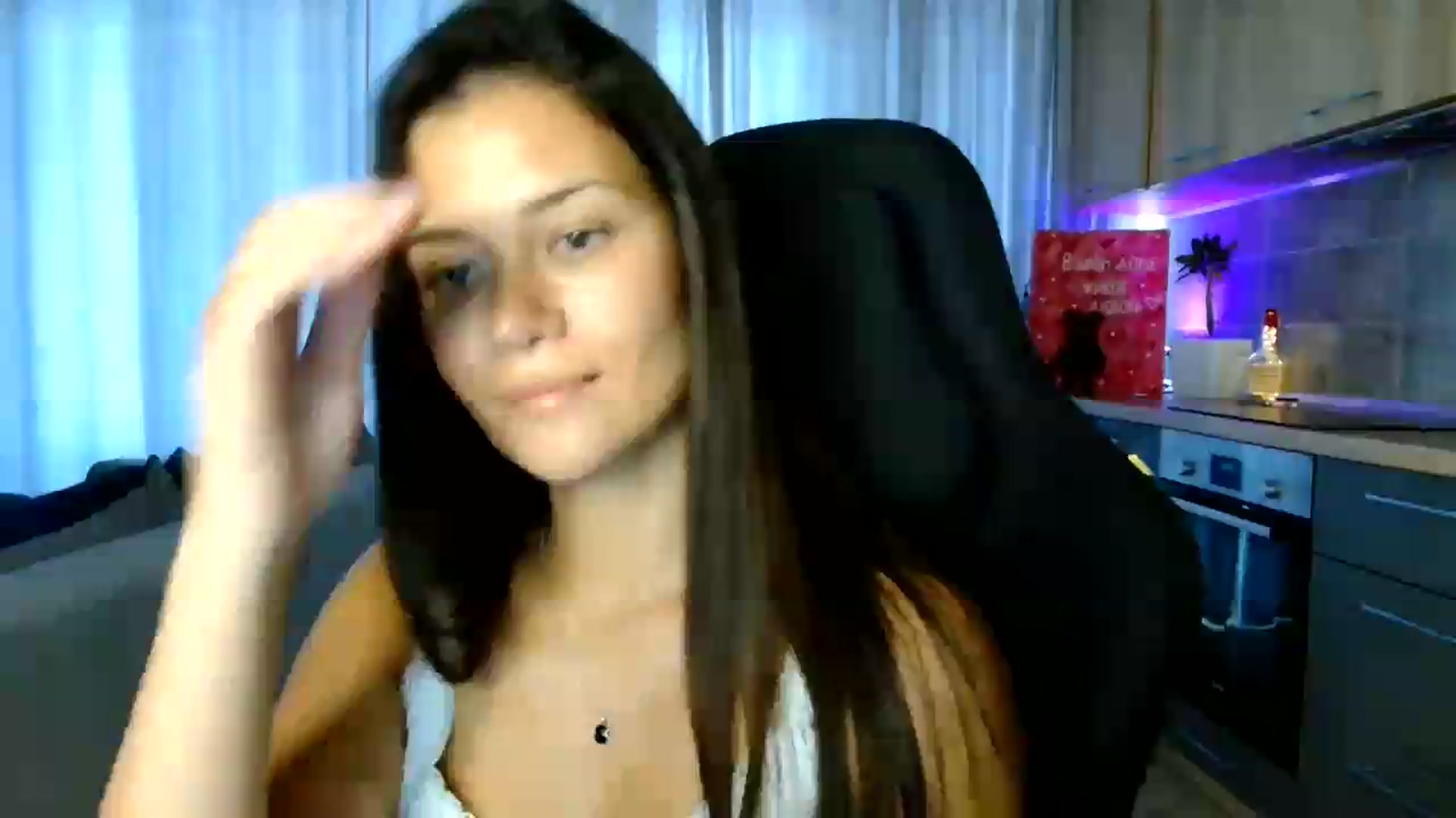 Gallery image thumbnail from FitXoxo's myfreecams stream on, 07/15/2026, 16:13 image 15 of 20