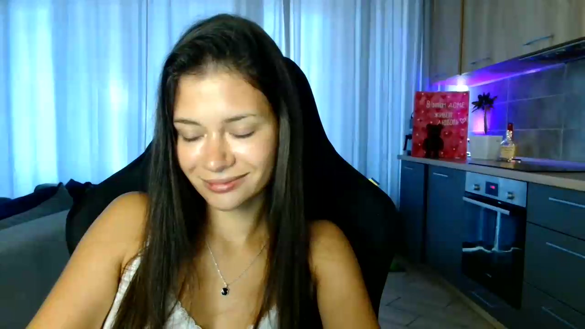 Gallery image thumbnail from FitXoxo's myfreecams stream on, 07/15/2026, 16:13 image 9 of 20