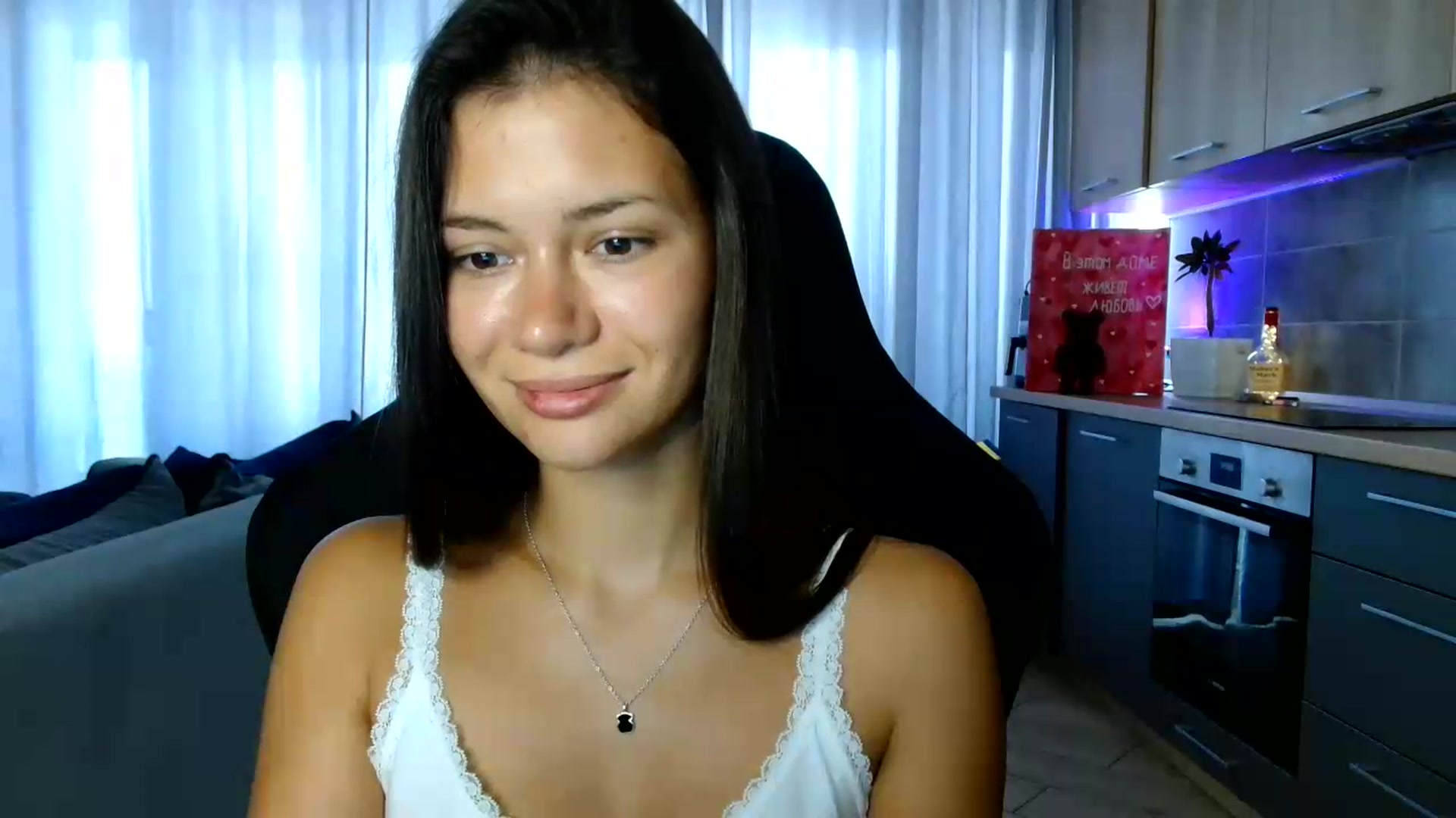Gallery image thumbnail from FitXoxo's myfreecams stream on, 07/15/2026, 16:13 image 13 of 20