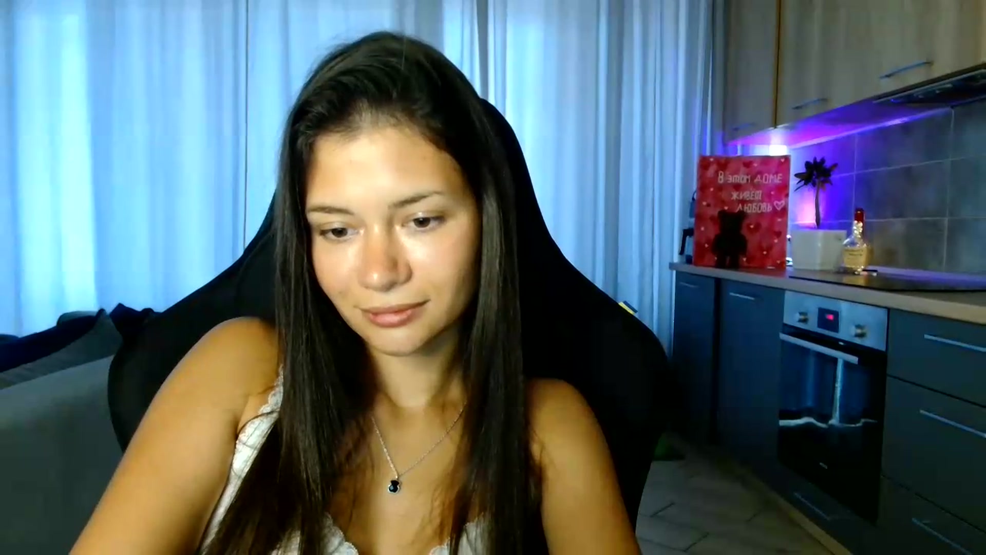 Gallery image thumbnail from FitXoxo's myfreecams stream on, 07/15/2026, 16:13 image 10 of 20