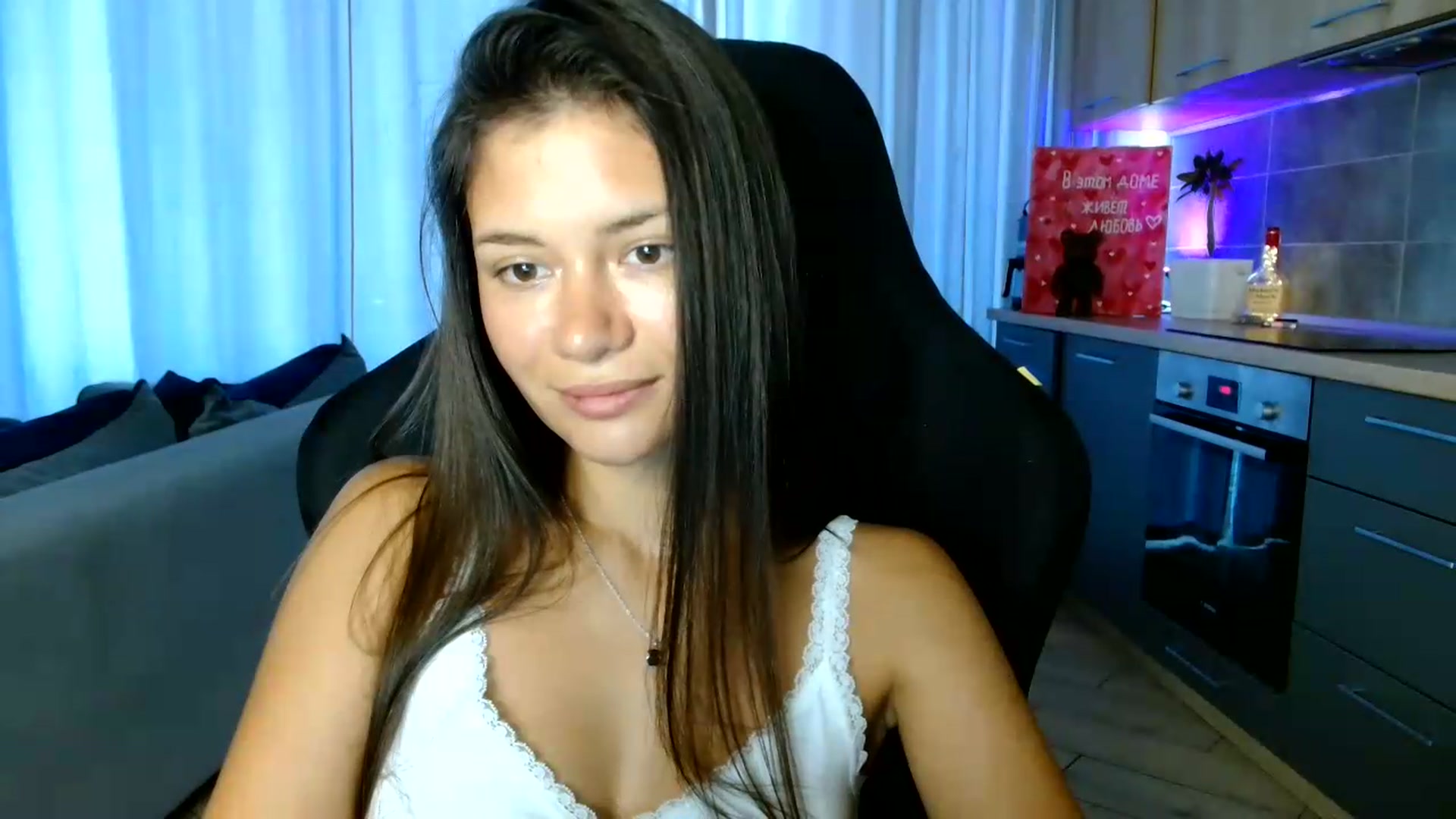 Gallery image thumbnail from FitXoxo's myfreecams stream on, 07/15/2026, 16:13 image 18 of 20
