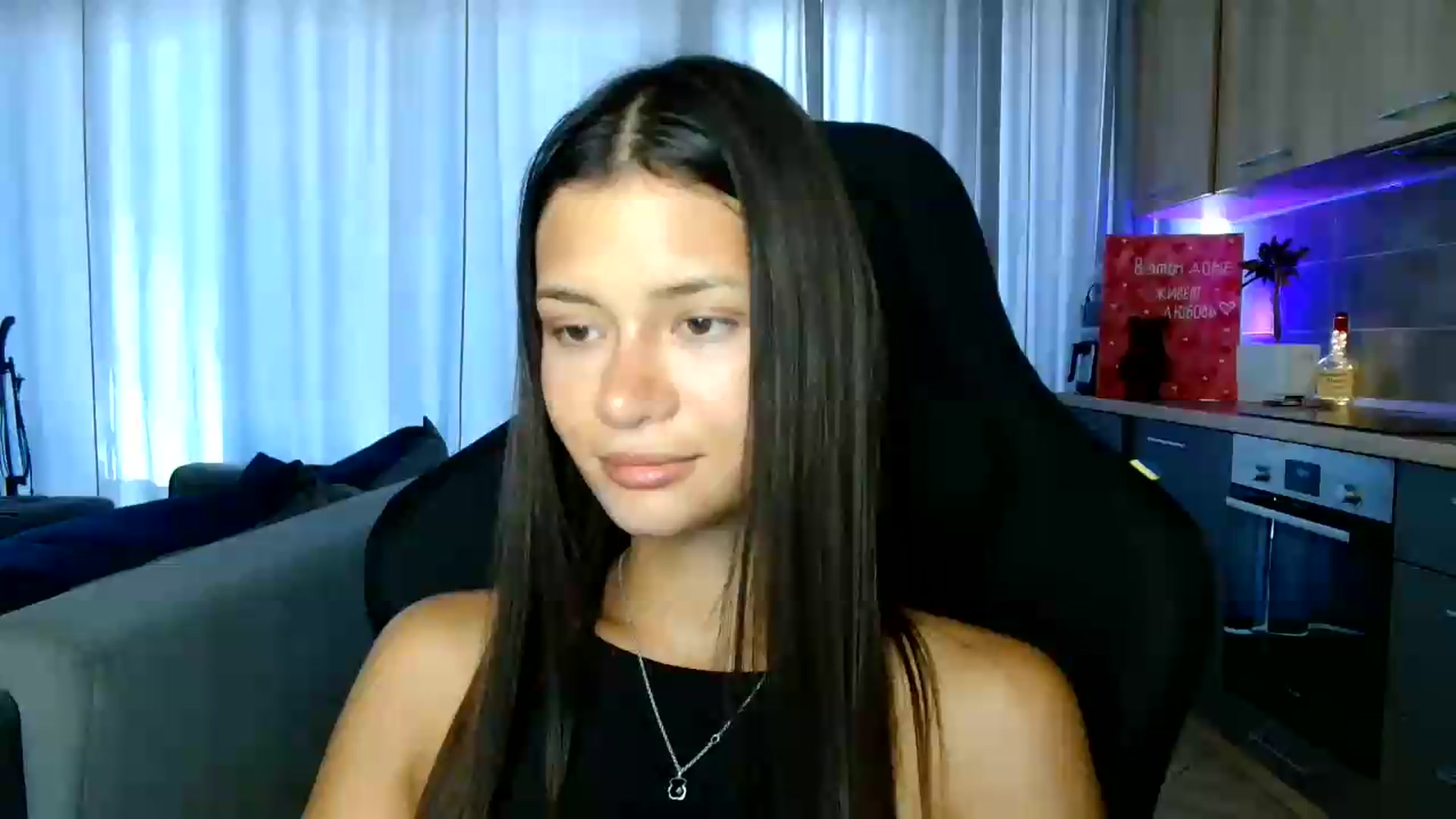 Gallery image thumbnail from FitXoxo's myfreecams stream on, 07/16/2026, 16:03 image 1 of 20