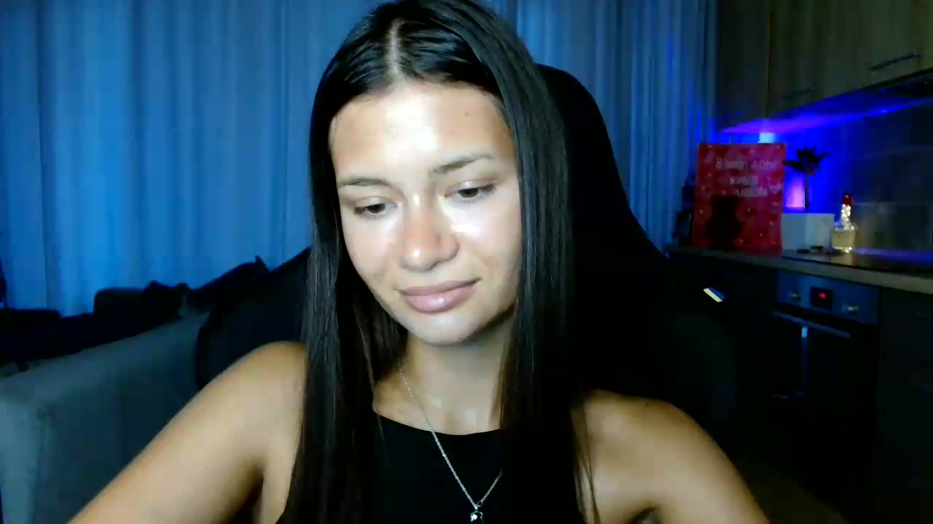 Gallery image thumbnail from FitXoxo's myfreecams stream on, 07/16/2026, 17:13 image 15 of 20