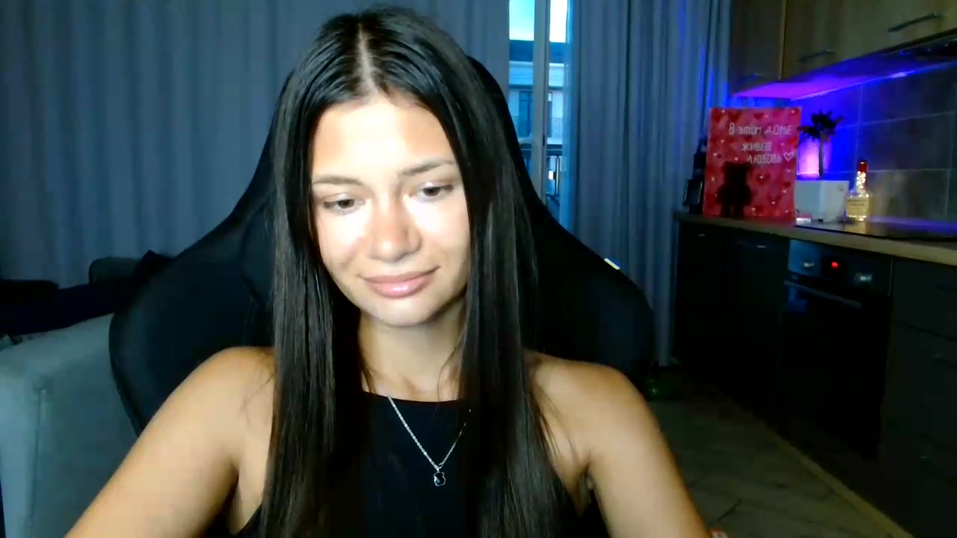 Gallery image thumbnail from FitXoxo's myfreecams stream on, 07/16/2026, 18:09 image 2 of 20