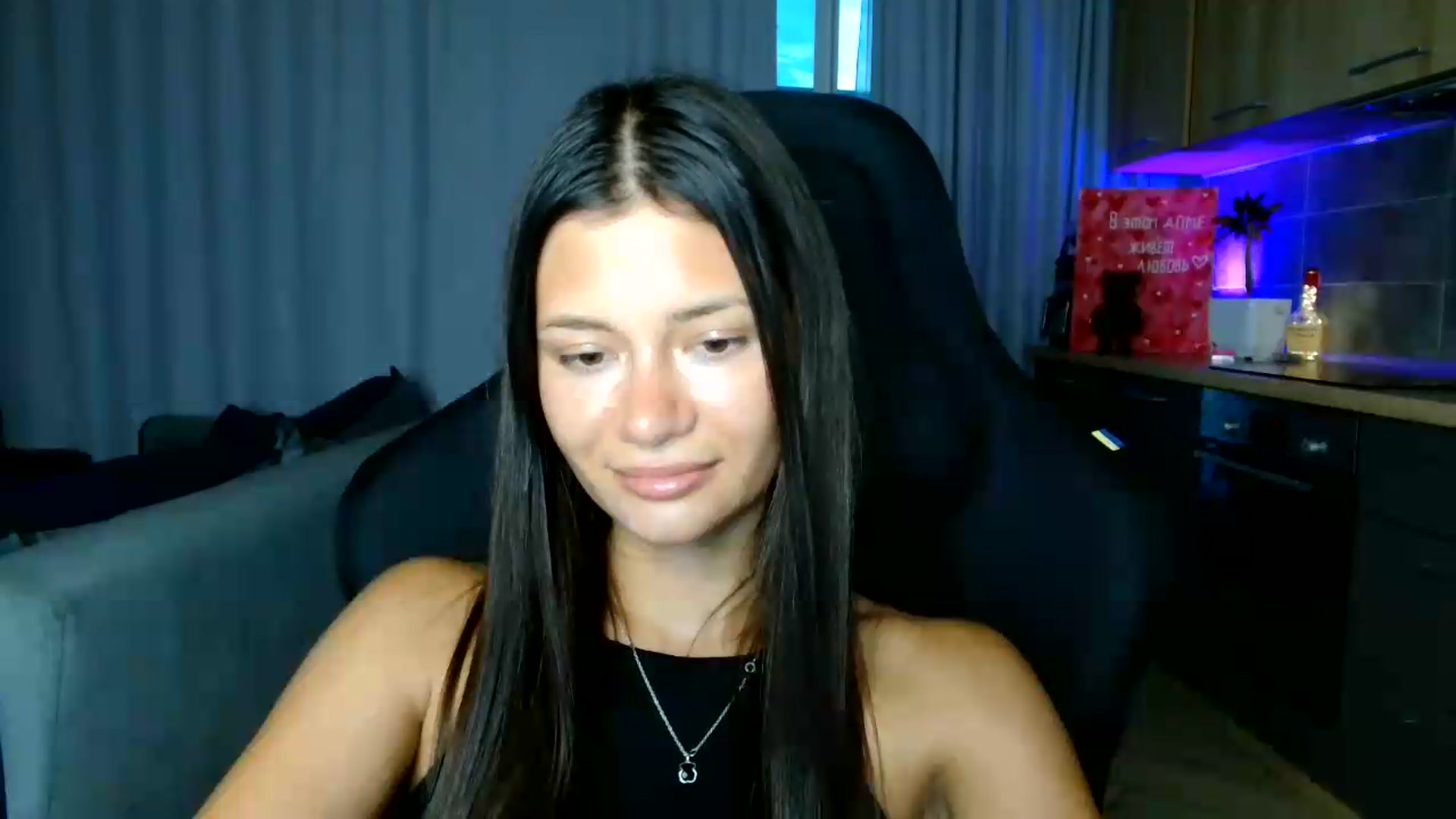 Gallery image thumbnail from FitXoxo's myfreecams stream on, 07/16/2026, 18:09 image 5 of 20
