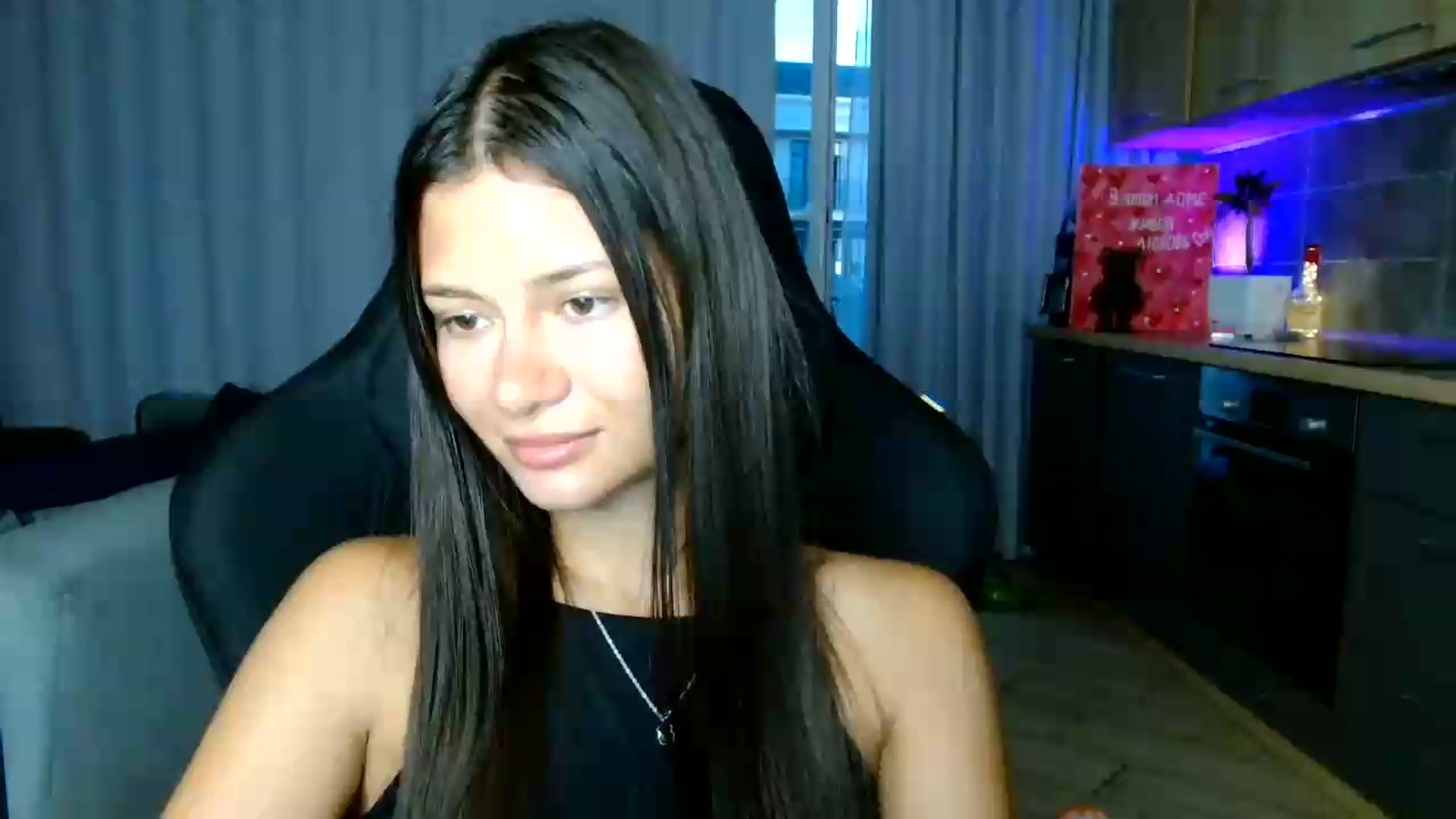 Gallery image thumbnail from FitXoxo's myfreecams stream on, 07/16/2026, 18:09 image 1 of 20