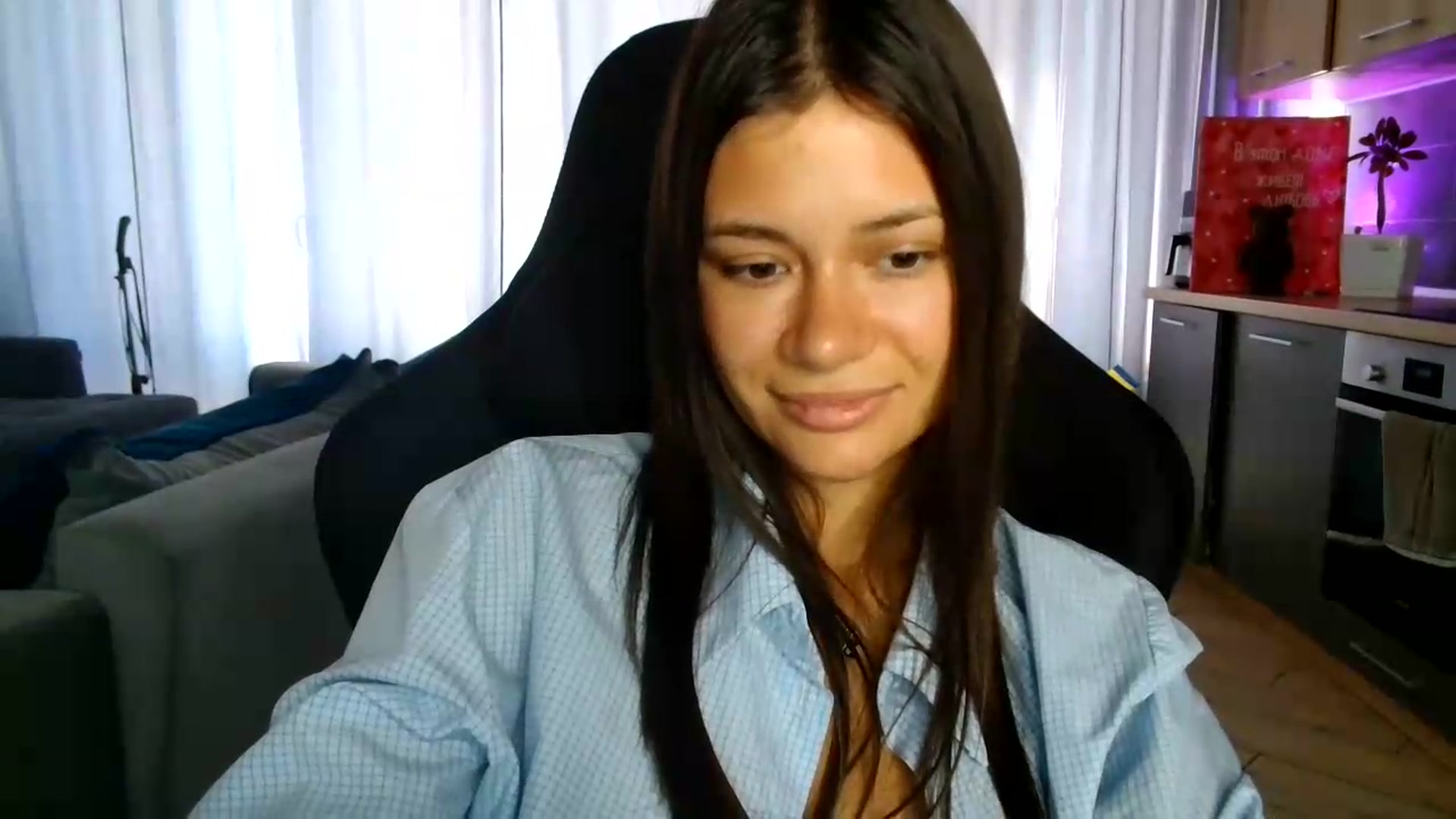 Gallery image thumbnail from FitXoxo's myfreecams stream on, 07/18/2026, 16:48 image 6 of 20
