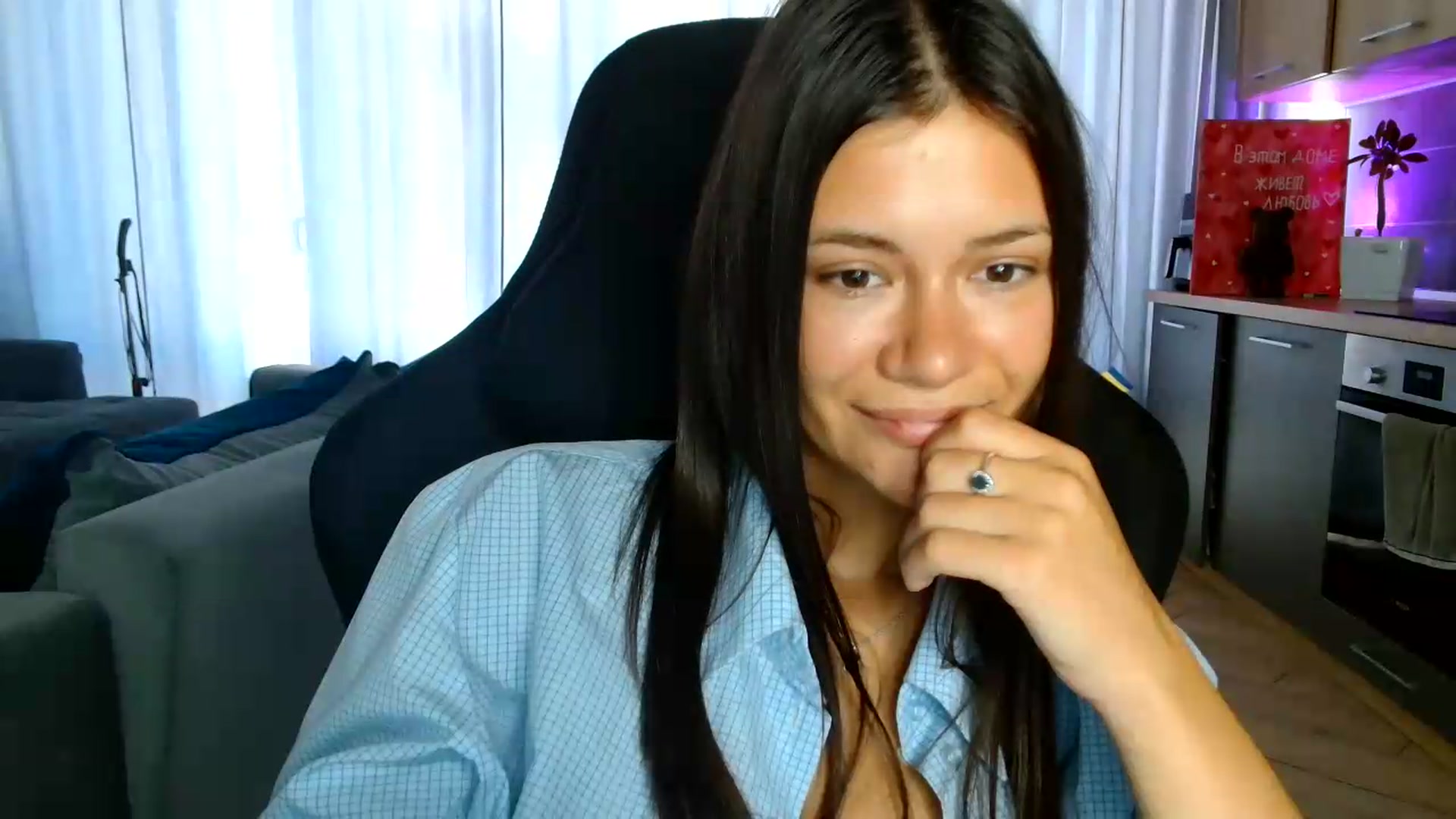 Gallery image thumbnail from FitXoxo's myfreecams stream on, 07/18/2026, 16:48 image 5 of 20