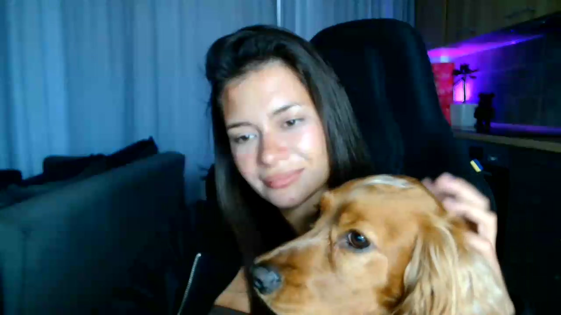 Gallery image thumbnail from FitXoxo's myfreecams stream on, 07/23/2026, 16:00 image 9 of 20