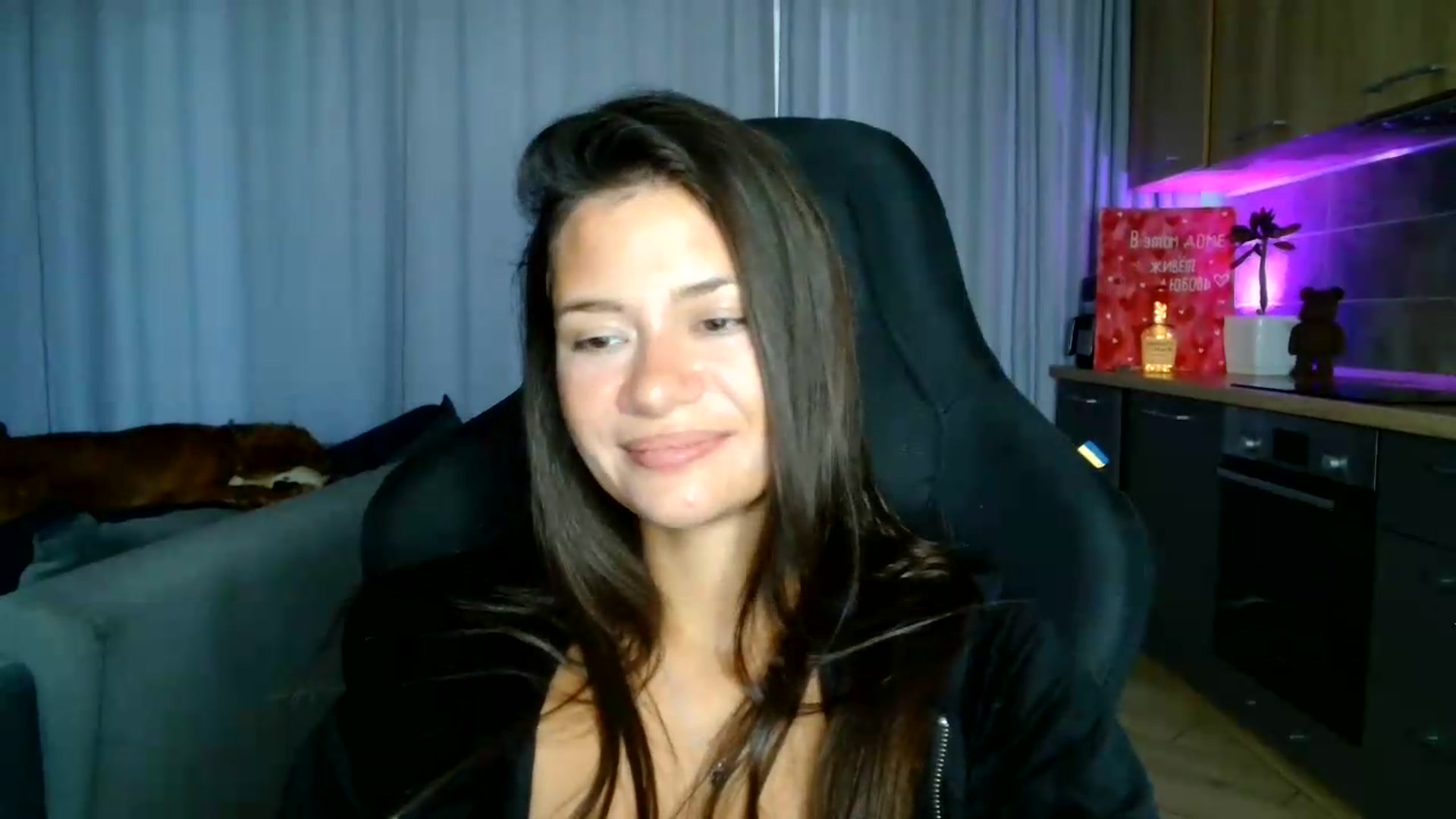 Gallery image thumbnail from FitXoxo's myfreecams stream on, 07/23/2026, 16:28 image 19 of 20