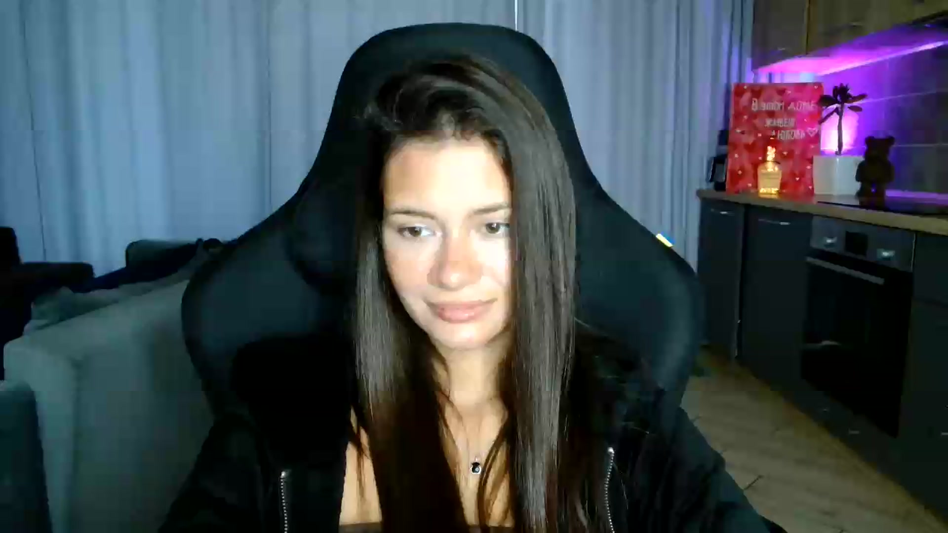 Gallery image thumbnail from FitXoxo's myfreecams stream on, 07/23/2026, 16:28 image 1 of 20