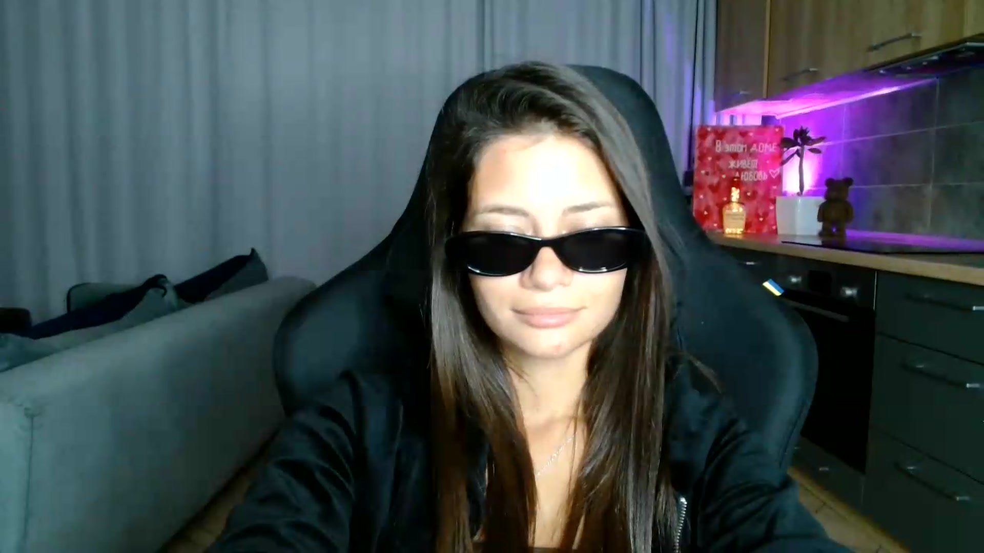 Gallery image thumbnail from FitXoxo's myfreecams stream on, 07/23/2026, 18:11 image 19 of 20