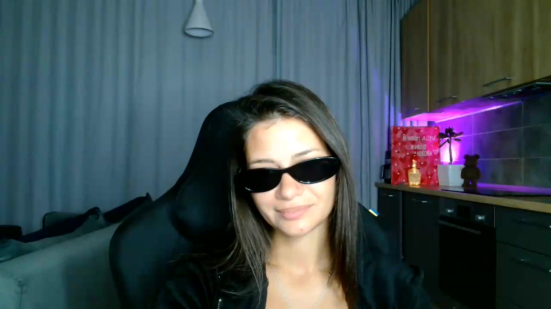 Gallery image thumbnail from FitXoxo's myfreecams stream on, 07/23/2026, 18:11 image 2 of 20