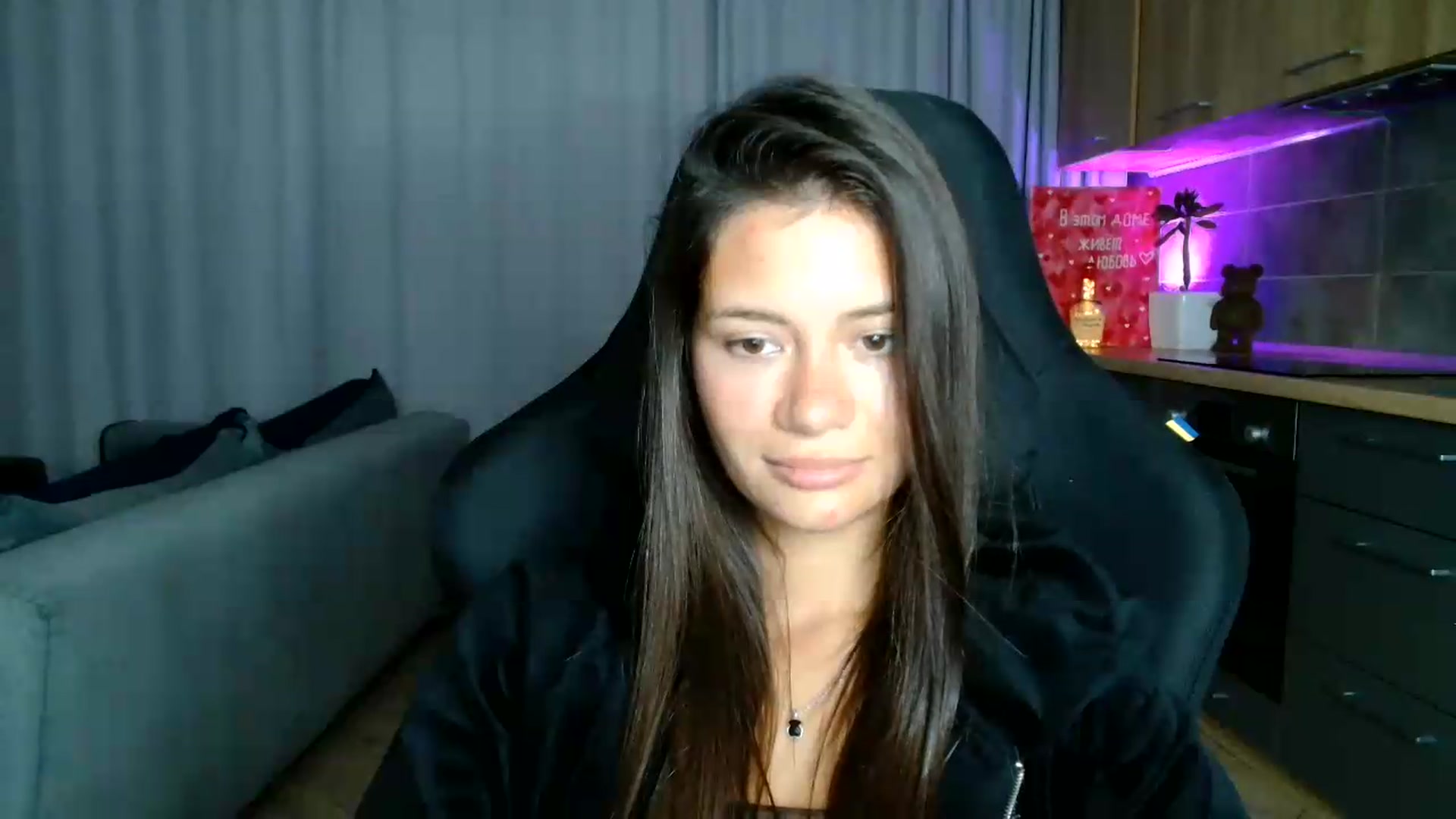 Gallery image thumbnail from FitXoxo's myfreecams stream on, 07/23/2026, 18:11 image 13 of 20