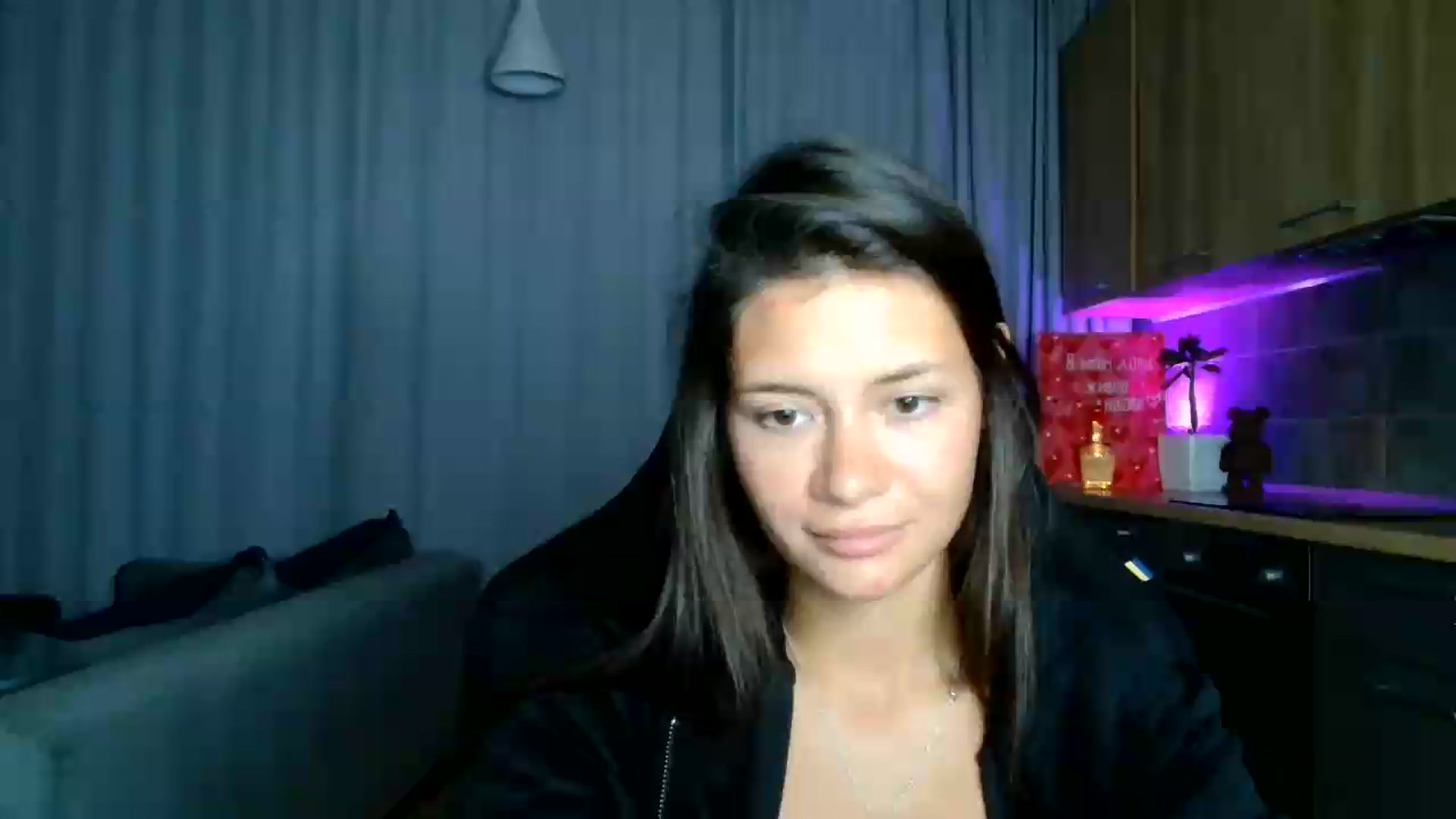 Gallery image thumbnail from FitXoxo's myfreecams stream on, 07/23/2026, 18:11 image 1 of 20