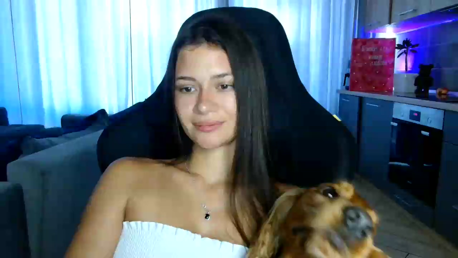 Gallery image thumbnail from FitXoxo's myfreecams stream on, 07/27/2026, 17:13 image 1 of 20