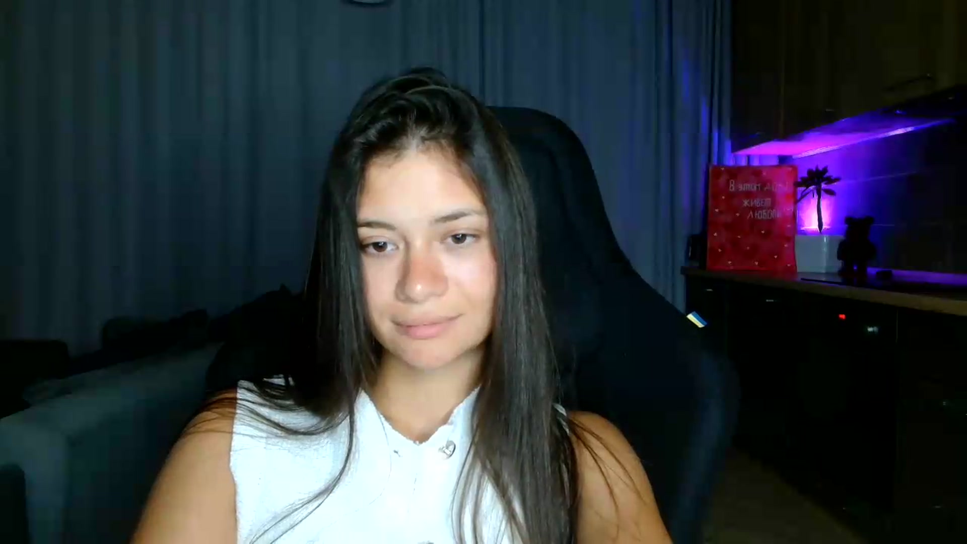 Gallery image thumbnail from FitXoxo's myfreecams stream on, 07/29/2026, 19:20 image 2 of 20