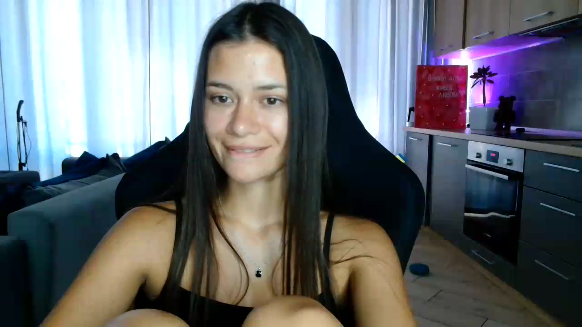 Gallery image thumbnail from FitXoxo's myfreecams stream on, 07/30/2026, 16:27 image 15 of 20
