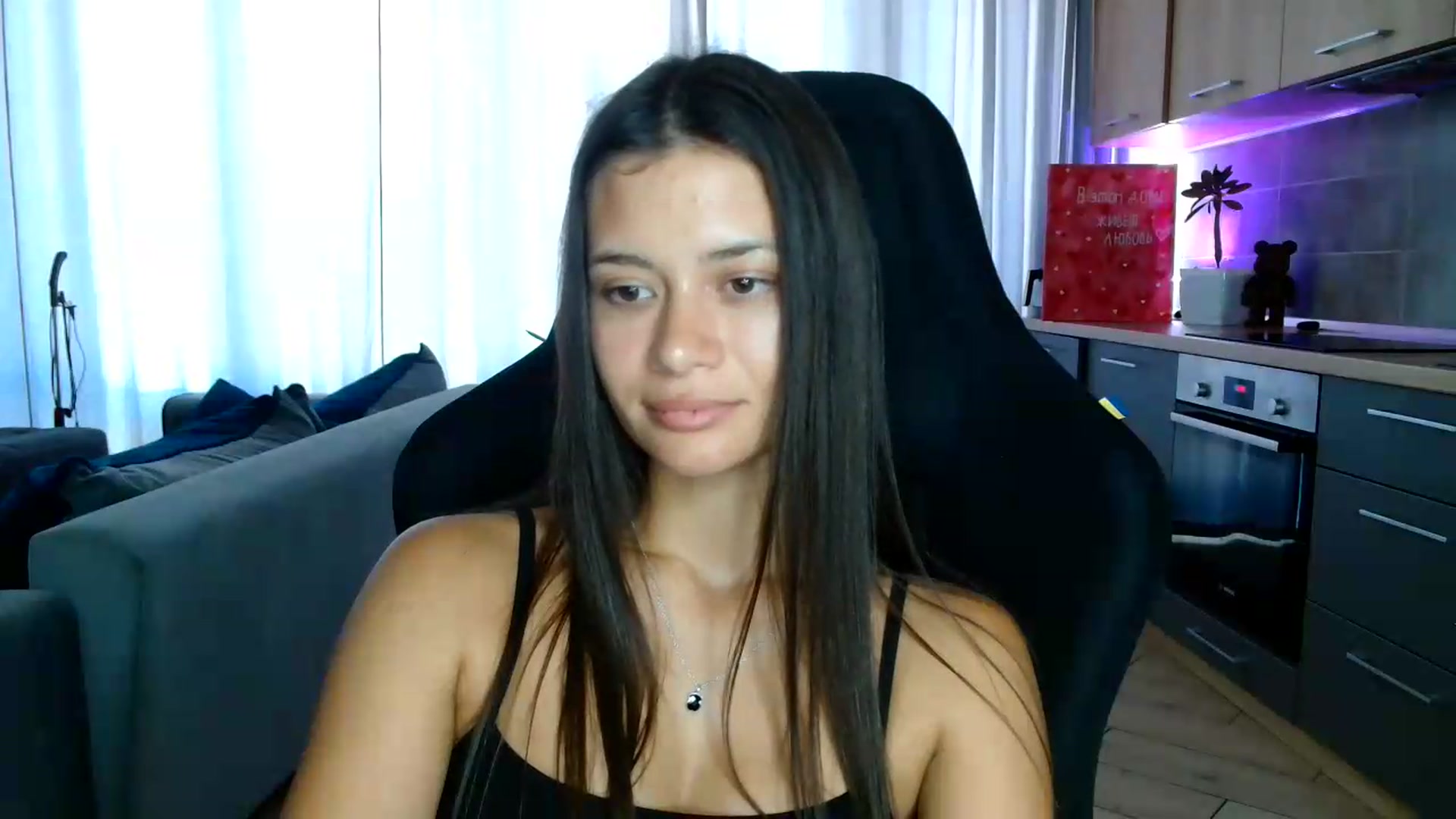 Gallery image thumbnail from FitXoxo's myfreecams stream on, 07/30/2026, 16:27 image 6 of 20