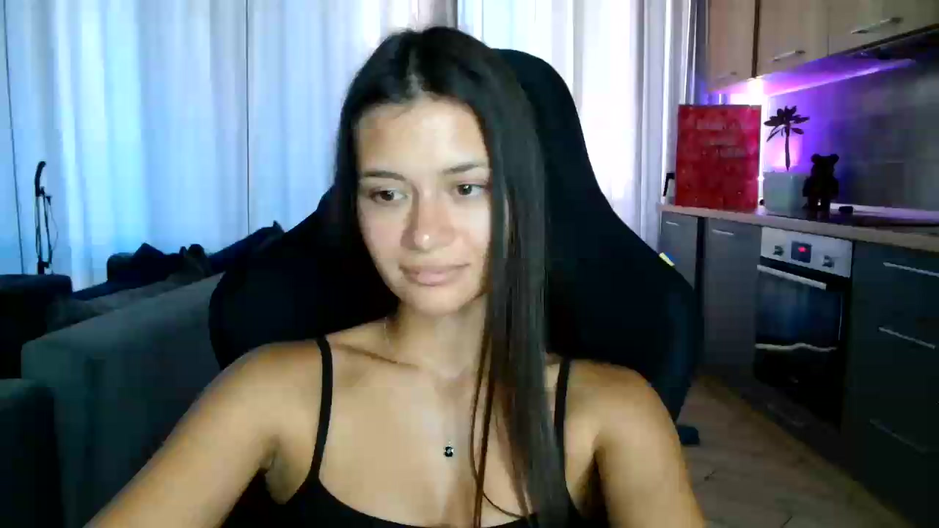 Gallery image thumbnail from FitXoxo's myfreecams stream on, 07/30/2026, 16:42 image 5 of 20