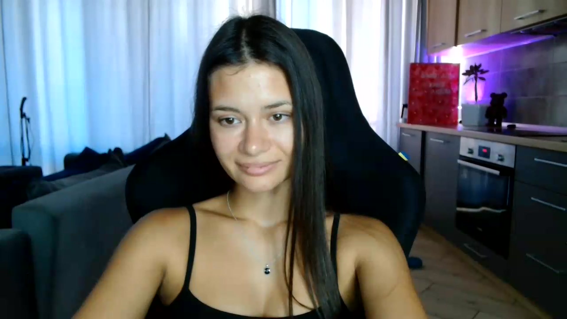 Gallery image thumbnail from FitXoxo's myfreecams stream on, 07/30/2026, 16:42 image 3 of 20