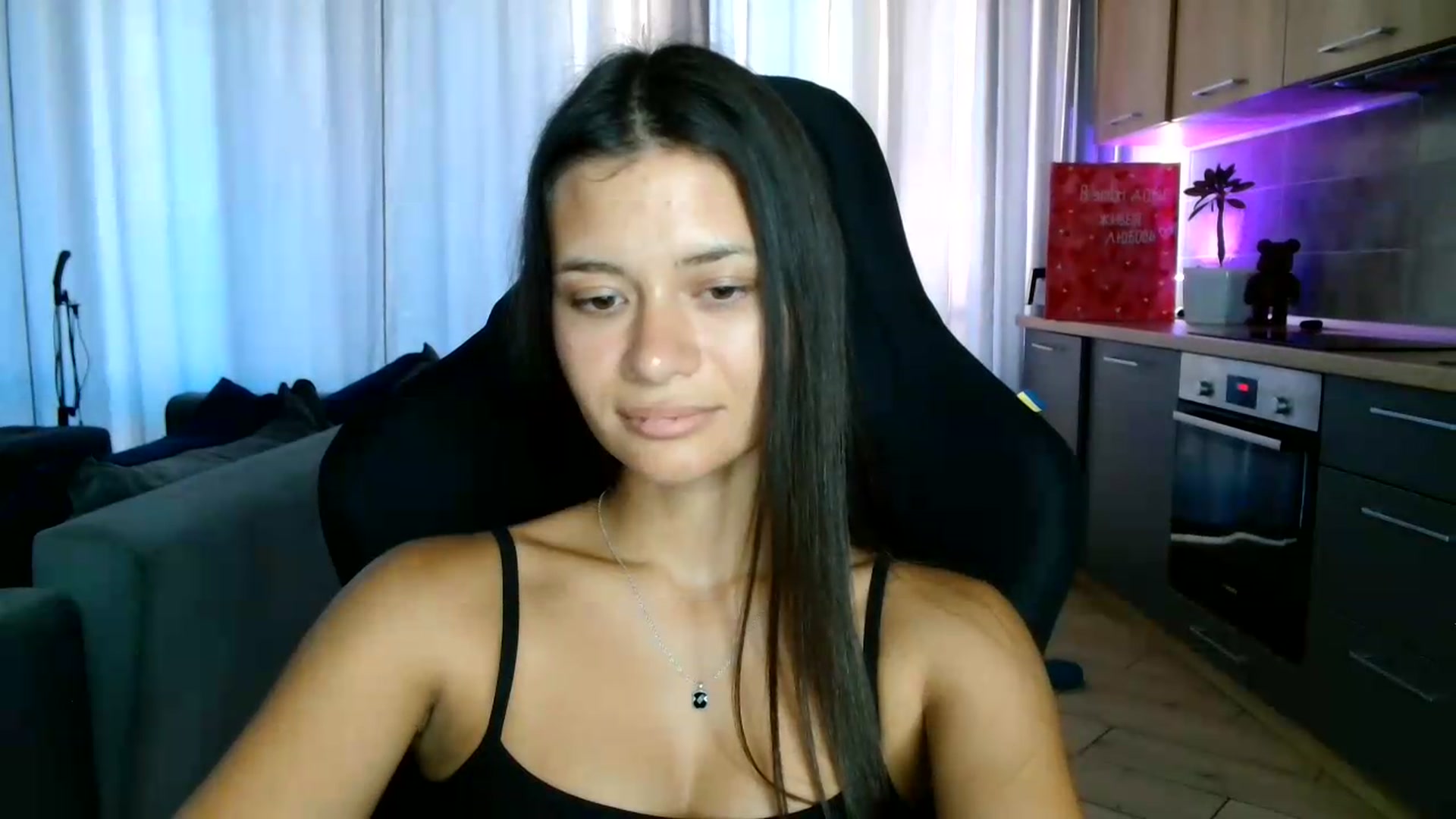 Gallery image thumbnail from FitXoxo's myfreecams stream on, 07/30/2026, 16:42 image 6 of 20