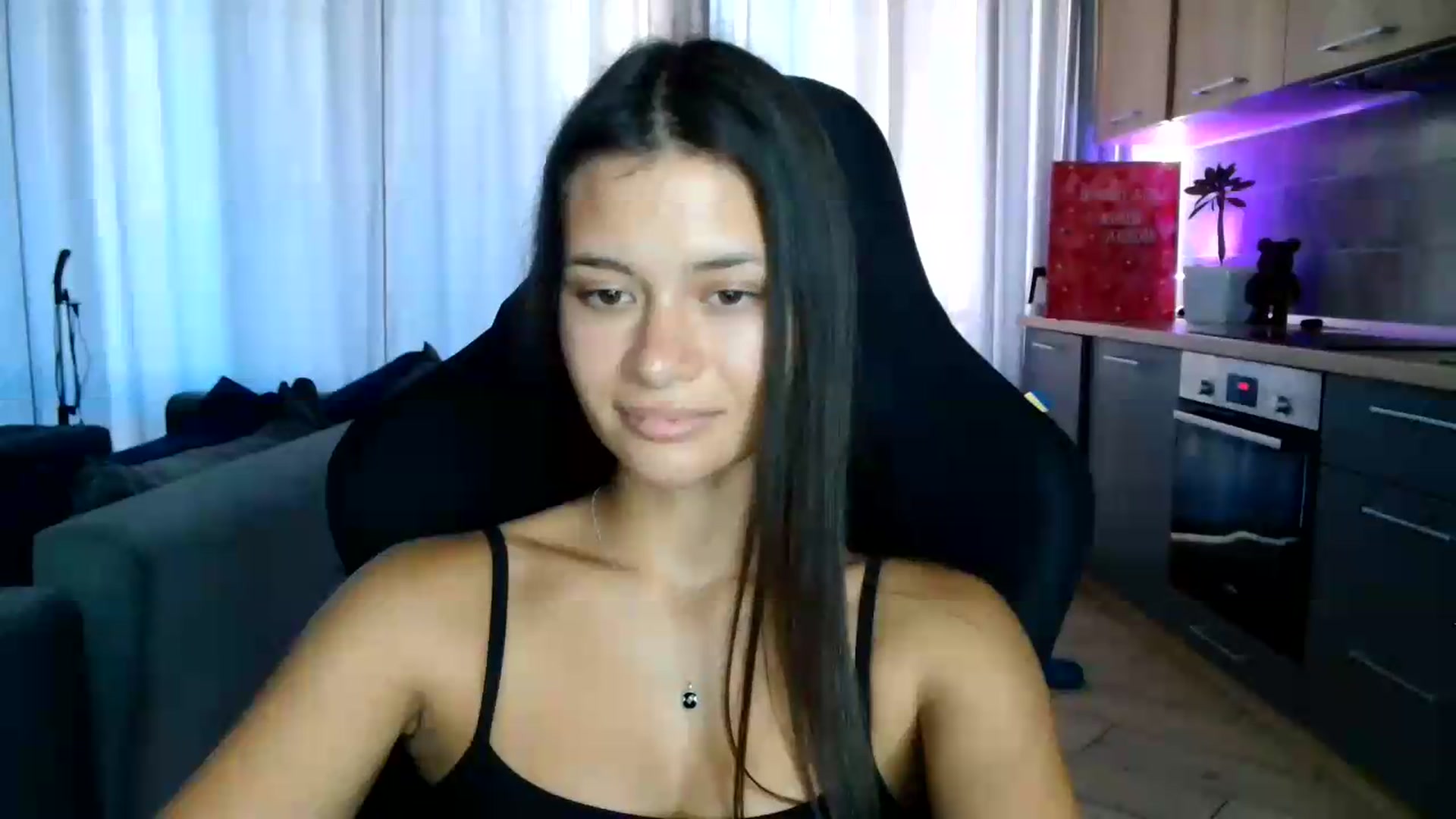 Gallery image thumbnail from FitXoxo's myfreecams stream on, 07/30/2026, 16:42 image 4 of 20