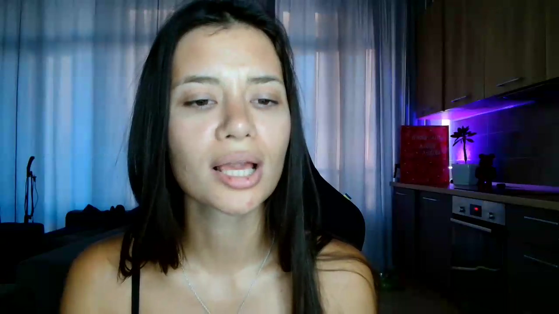 Gallery image thumbnail from FitXoxo's myfreecams stream on, 07/30/2026, 17:08 image 3 of 20