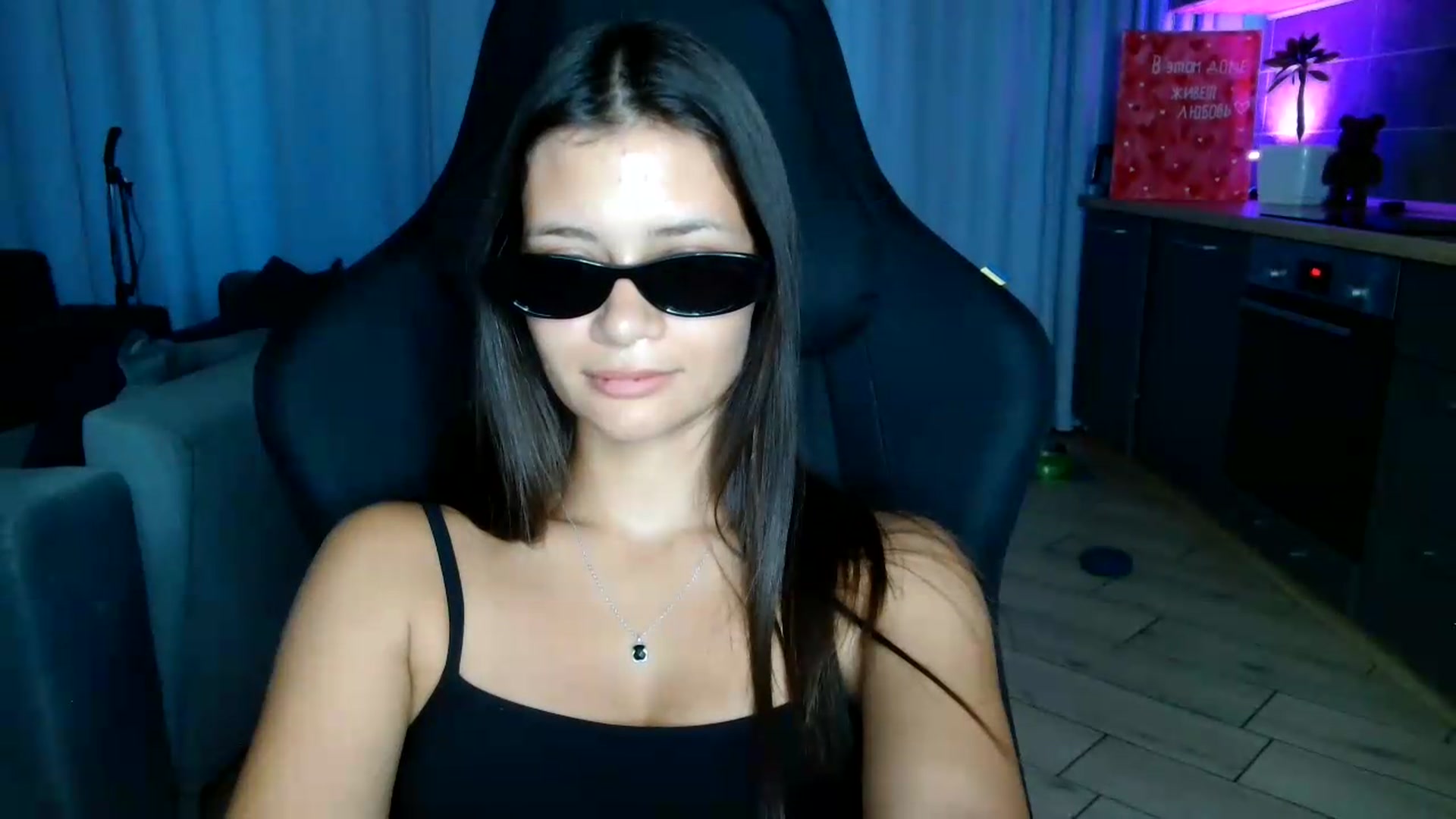 Gallery image thumbnail from FitXoxo's myfreecams stream on, 07/30/2026, 17:53 image 6 of 20