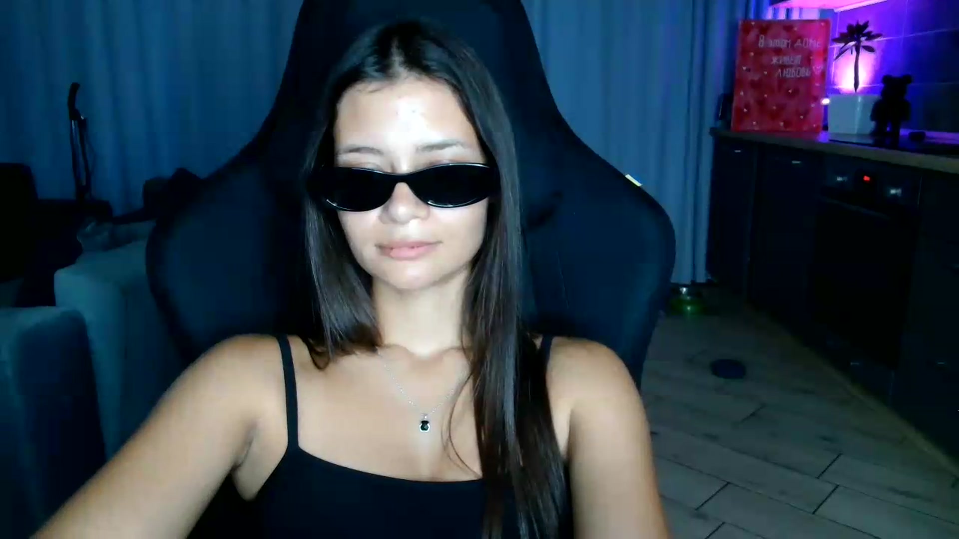 Gallery image thumbnail from FitXoxo's myfreecams stream on, 07/30/2026, 17:53 image 13 of 20