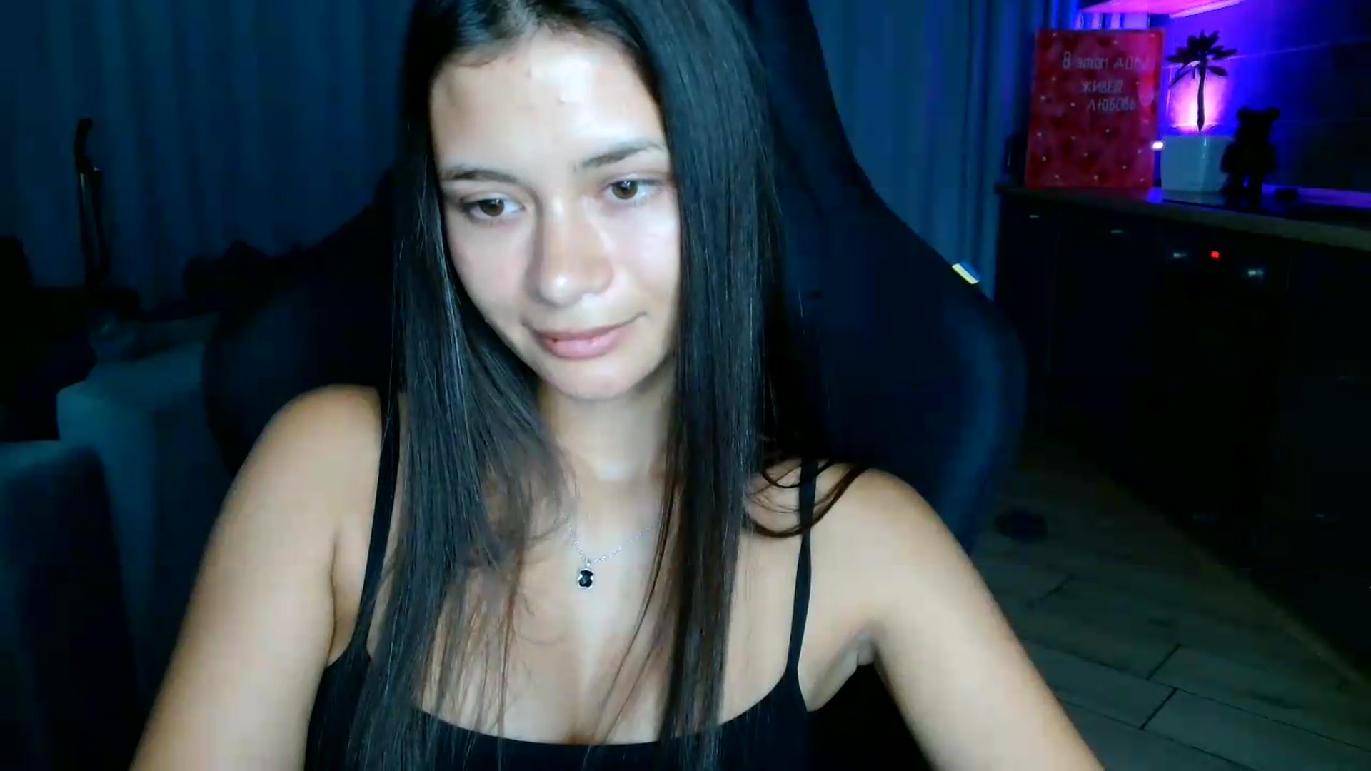 Gallery image thumbnail from FitXoxo's myfreecams stream on, 07/30/2026, 17:53 image 20 of 20