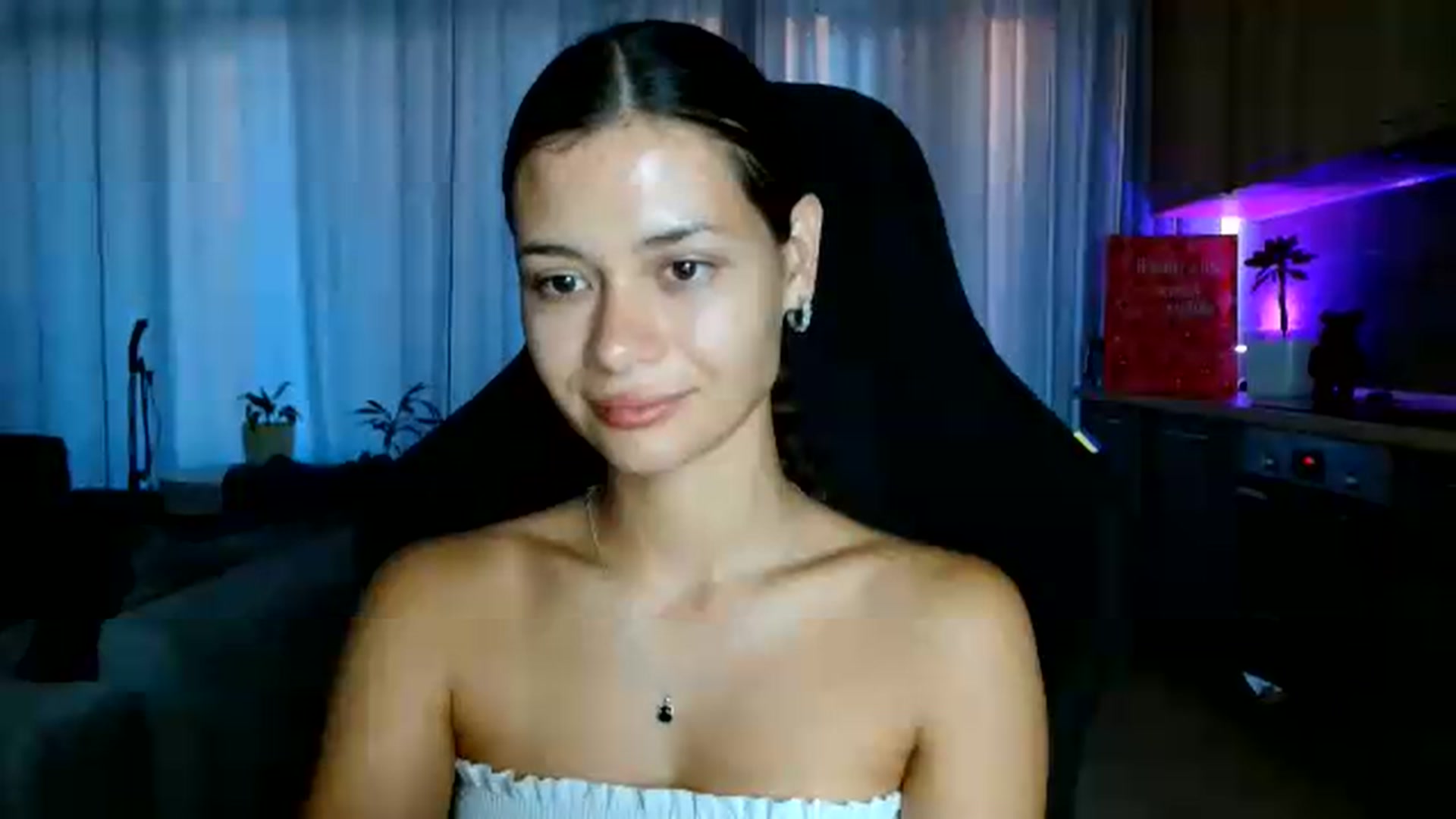 Gallery image thumbnail from FitXoxo's myfreecams stream on, 07/31/2026, 17:28 image 11 of 20