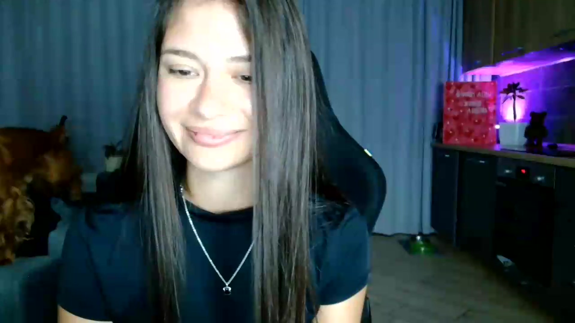 Gallery image thumbnail from FitXoxo's myfreecams stream on, 07/31/2026, 18:35 image 20 of 20