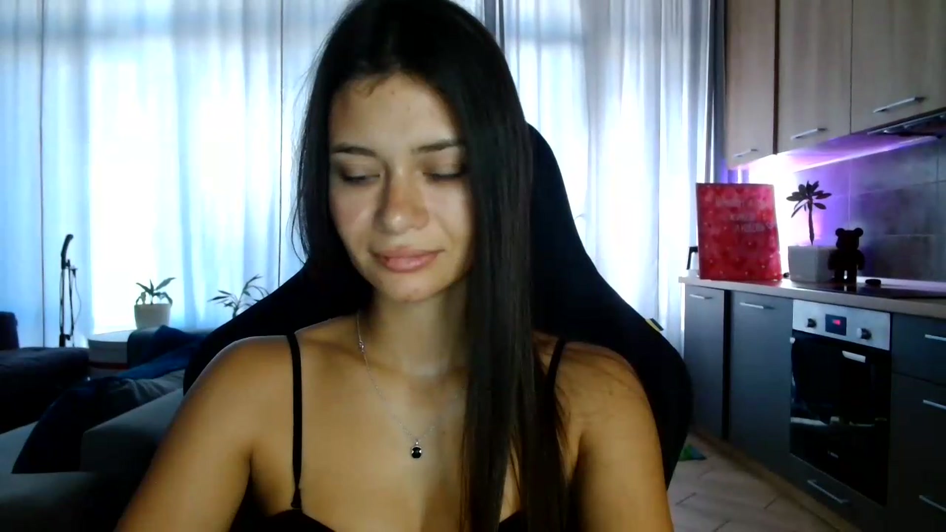 Gallery image thumbnail from FitXoxo's myfreecams stream on, 08/01/2026, 16:18 image 8 of 20