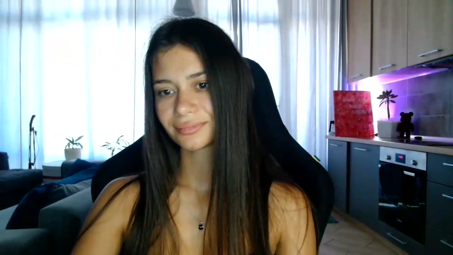 Gallery image thumbnail from FitXoxo's myfreecams stream on, 08/01/2026, 16:18 image 11 of 20