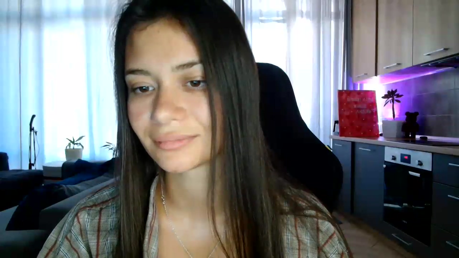Gallery image thumbnail from FitXoxo's myfreecams stream on, 08/01/2026, 16:18 image 16 of 20