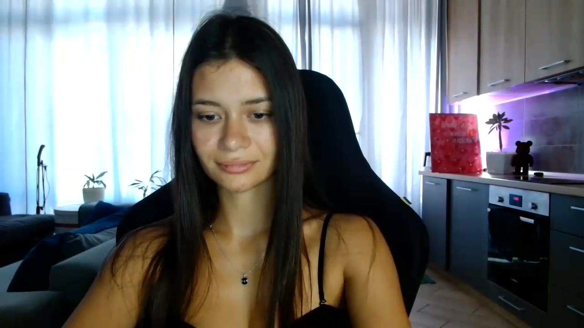 Gallery image thumbnail from FitXoxo's myfreecams stream on, 08/01/2026, 16:18 image 9 of 20