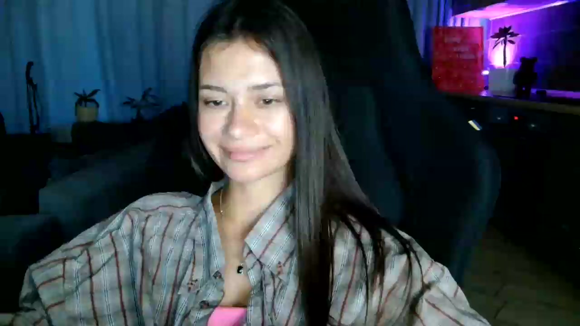 Gallery image thumbnail from FitXoxo's myfreecams stream on, 08/01/2026, 17:53 image 14 of 20