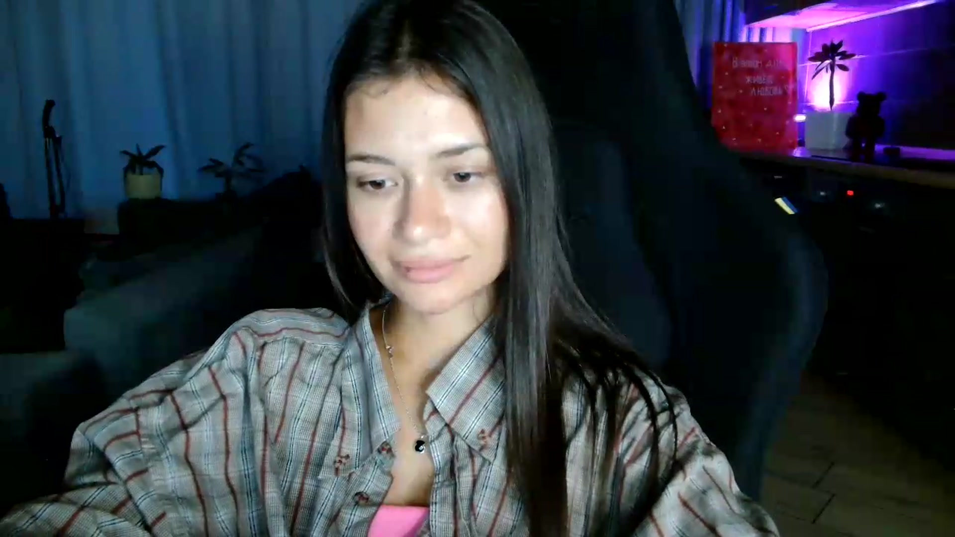 Gallery image thumbnail from FitXoxo's myfreecams stream on, 08/01/2026, 17:53 image 15 of 20
