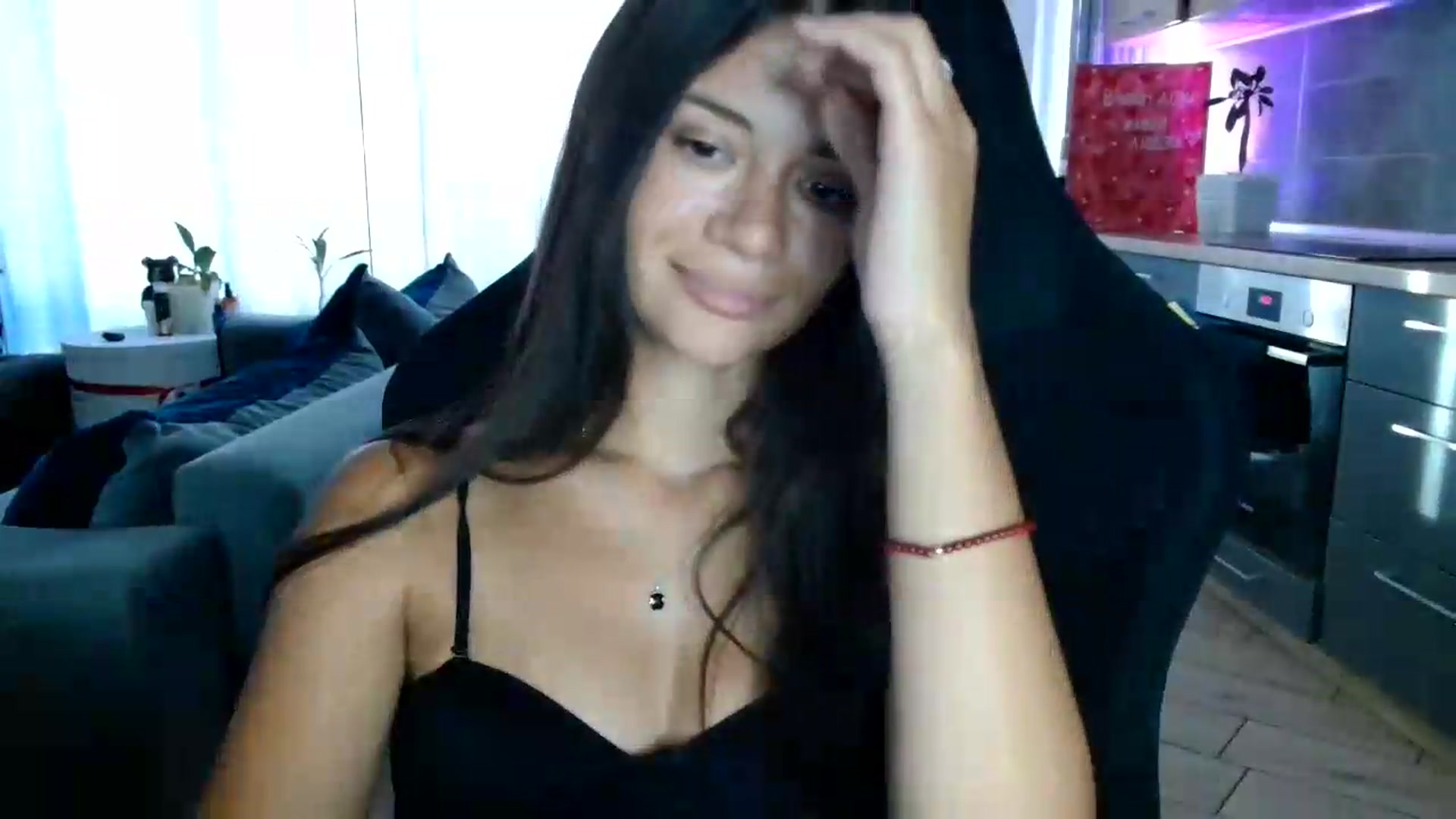 Gallery image thumbnail from FitXoxo's myfreecams stream on, 08/17/2026, 16:34 image 3 of 20