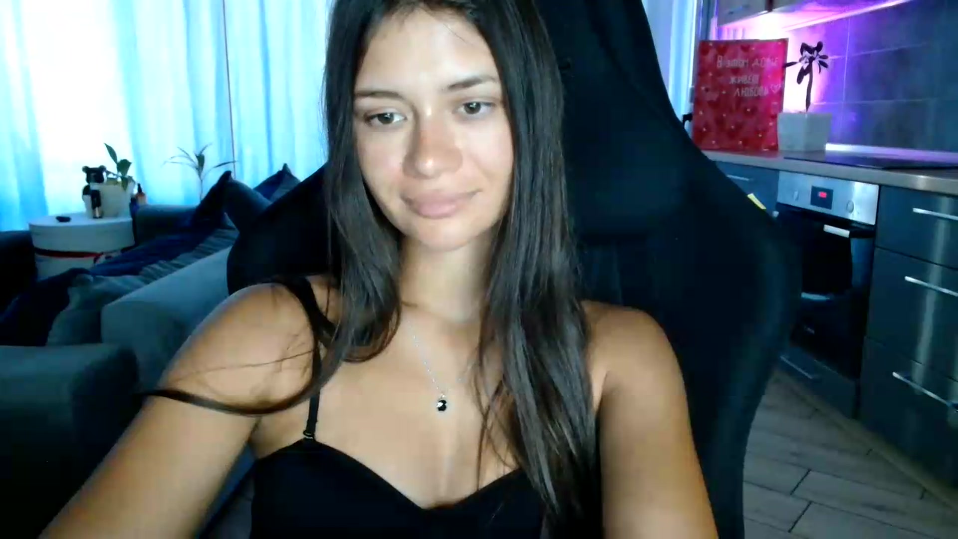 Gallery image thumbnail from FitXoxo's myfreecams stream on, 08/17/2026, 16:34 image 6 of 20