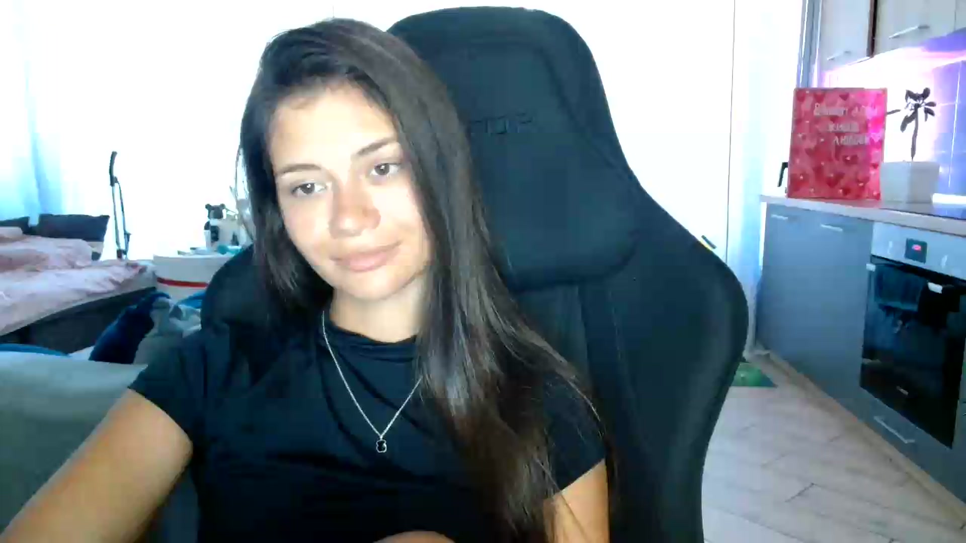 Gallery image thumbnail from FitXoxo's myfreecams stream on, 08/18/2026, 15:08 image 20 of 20