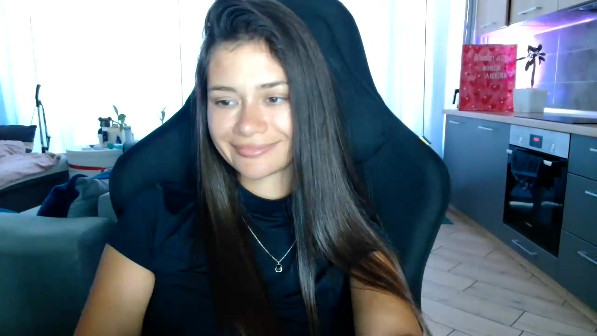 Gallery image thumbnail from FitXoxo's myfreecams stream on, 08/18/2026, 15:08 image 2 of 20
