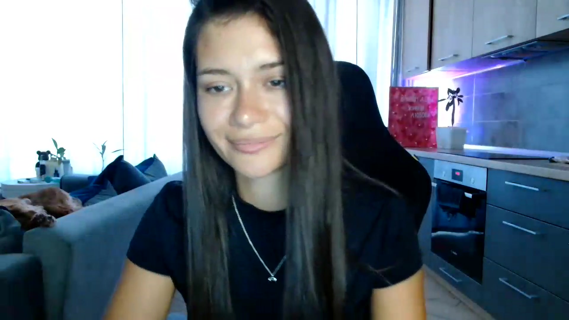 Gallery image thumbnail from FitXoxo's myfreecams stream on, 08/18/2026, 15:08 image 12 of 20