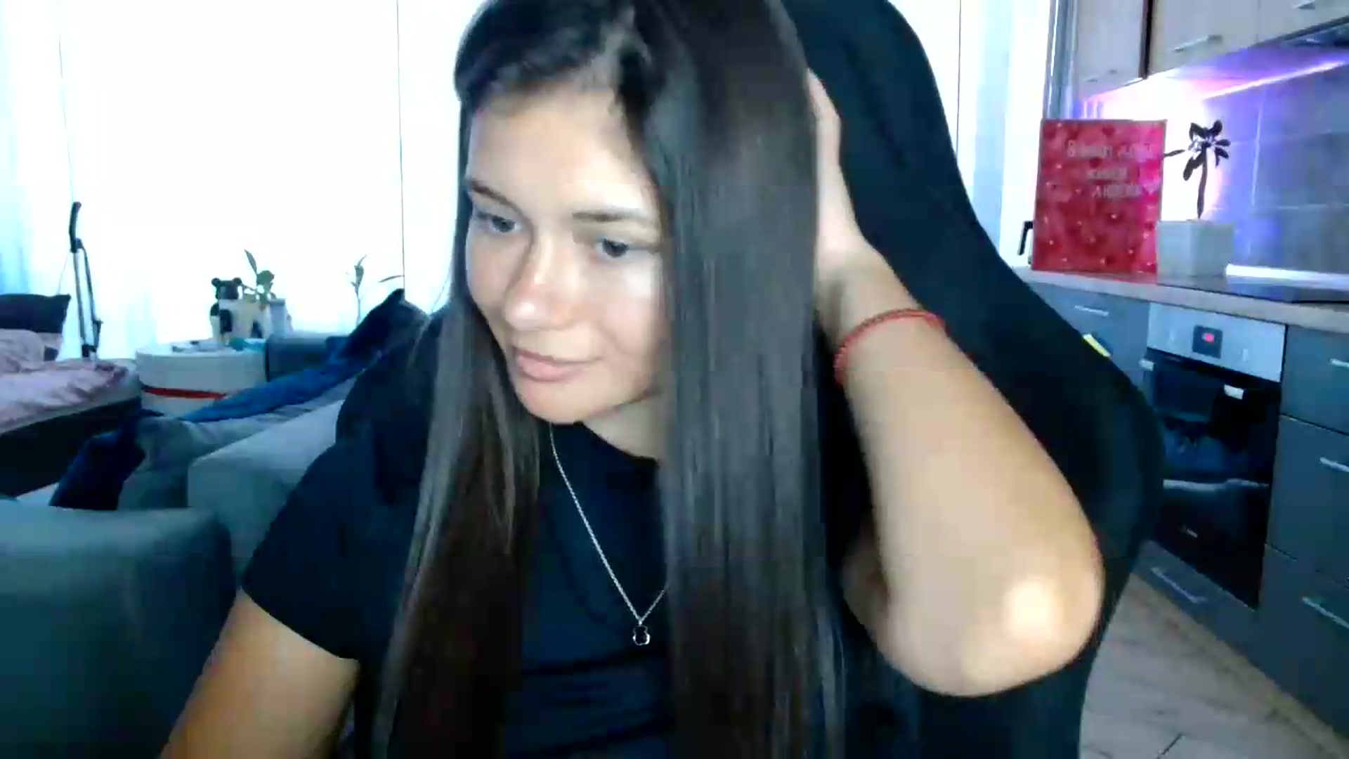 Gallery image thumbnail from FitXoxo's myfreecams stream on, 08/18/2026, 15:08 image 6 of 20