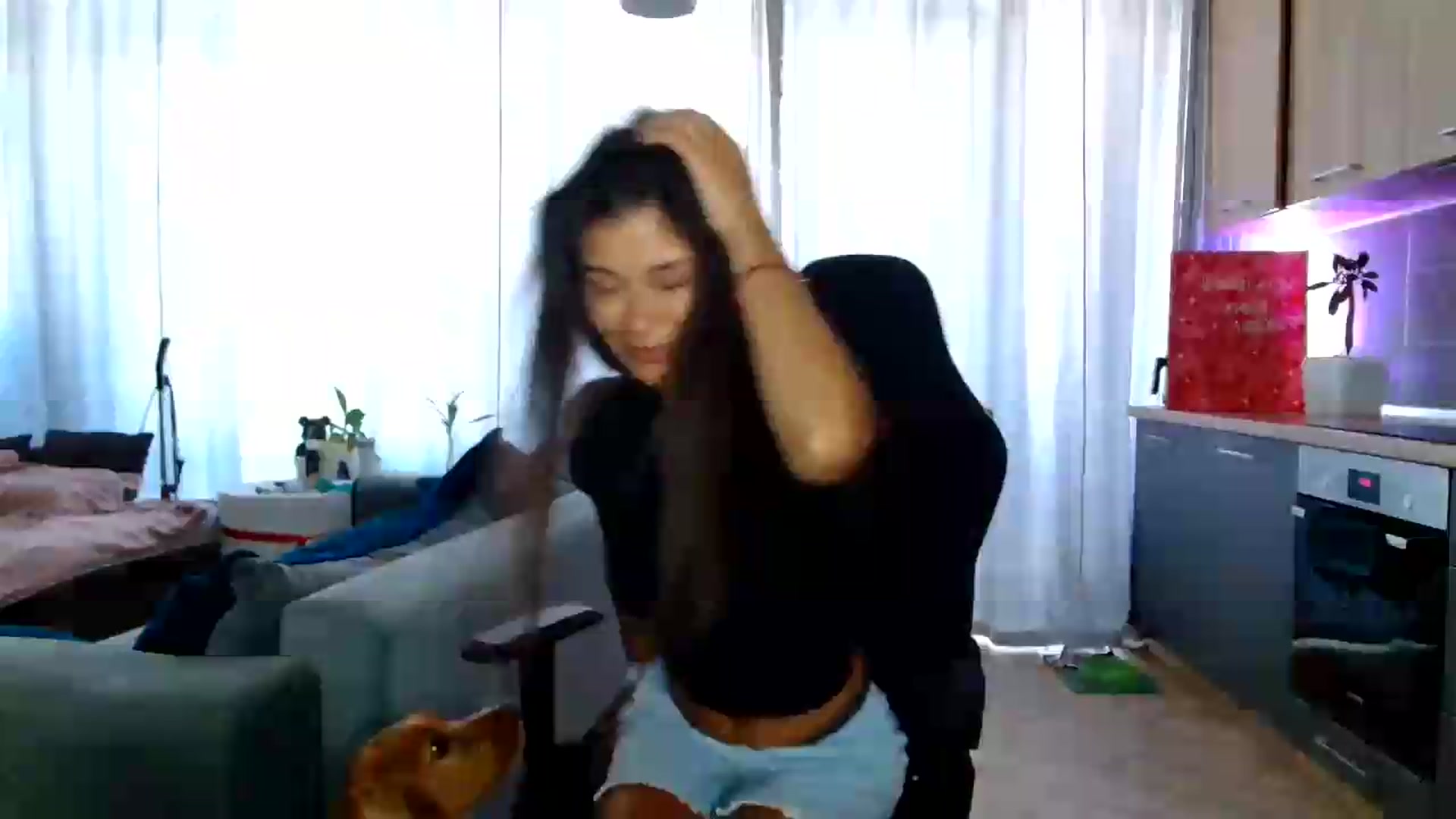 Gallery image thumbnail from FitXoxo's myfreecams stream on, 08/18/2026, 15:08 image 4 of 20